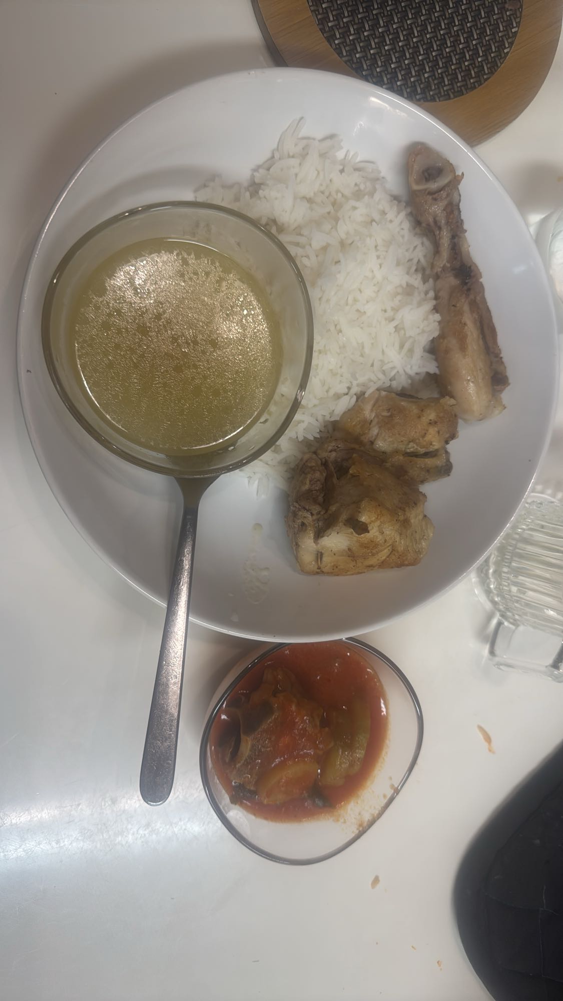 Kyckling med ris och gryta