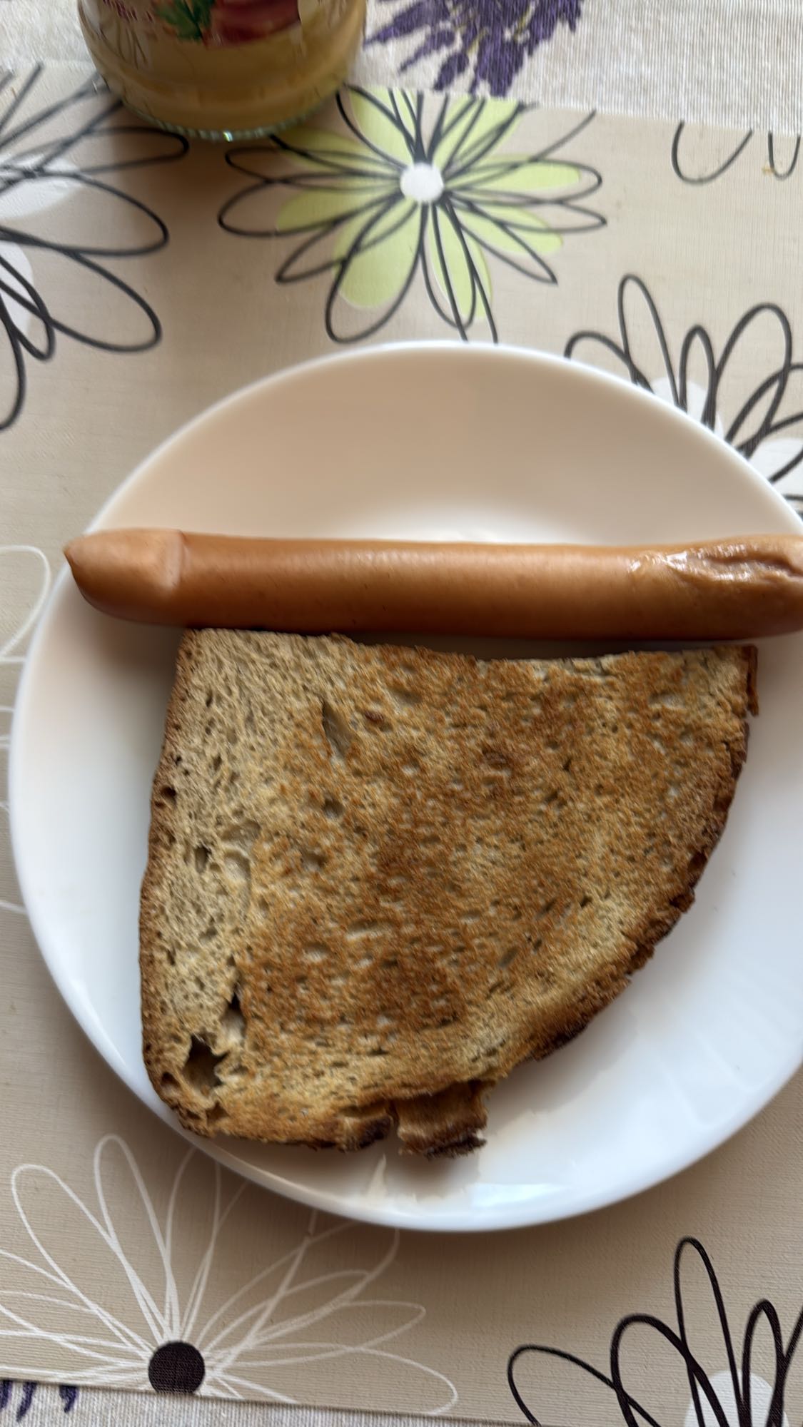 Sandviș cu crenvurști