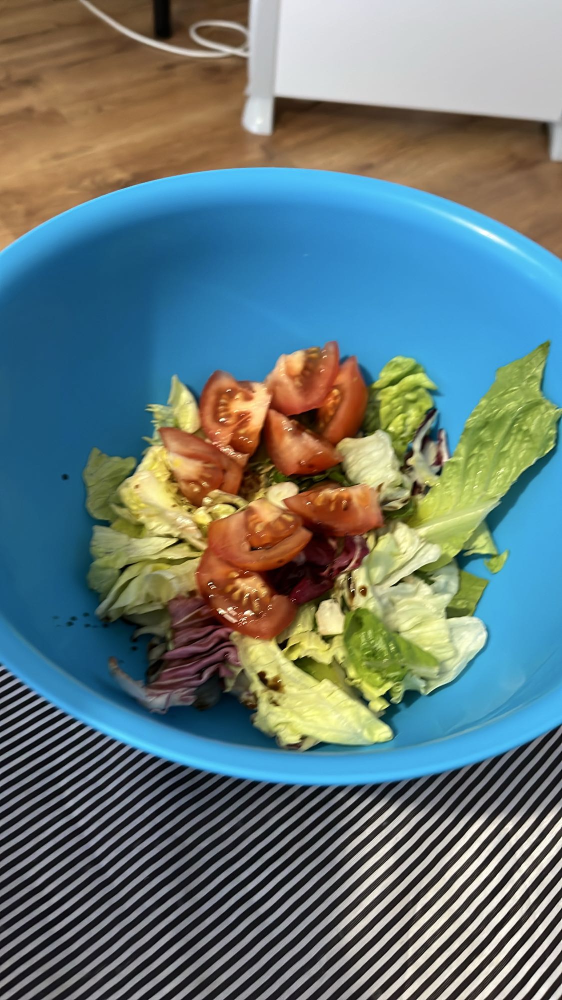 Салата с домати и маруля