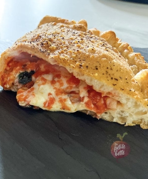 Calzone fromage tomate