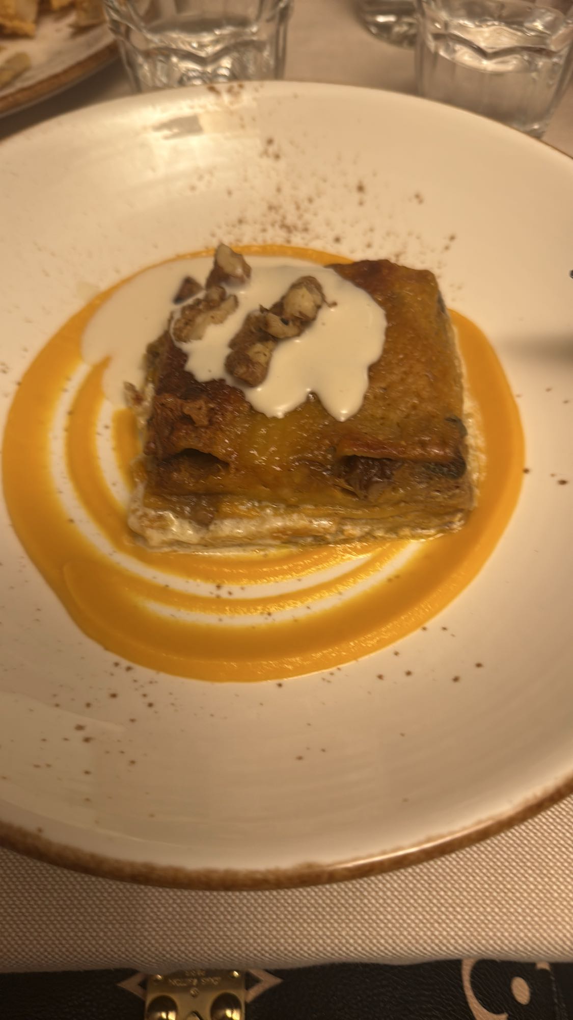 dyniowa lasagne z orzechami