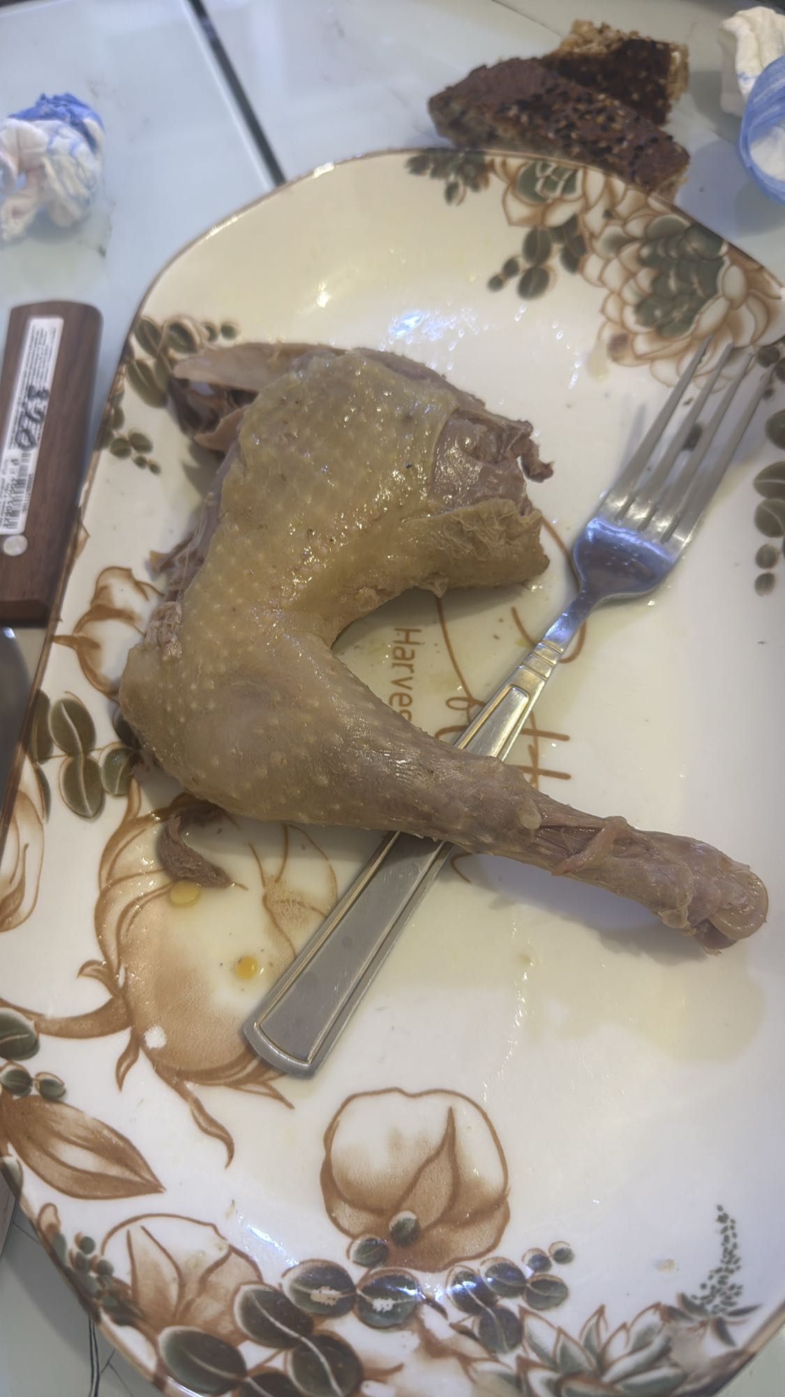 Haşlanmış tavuk but
