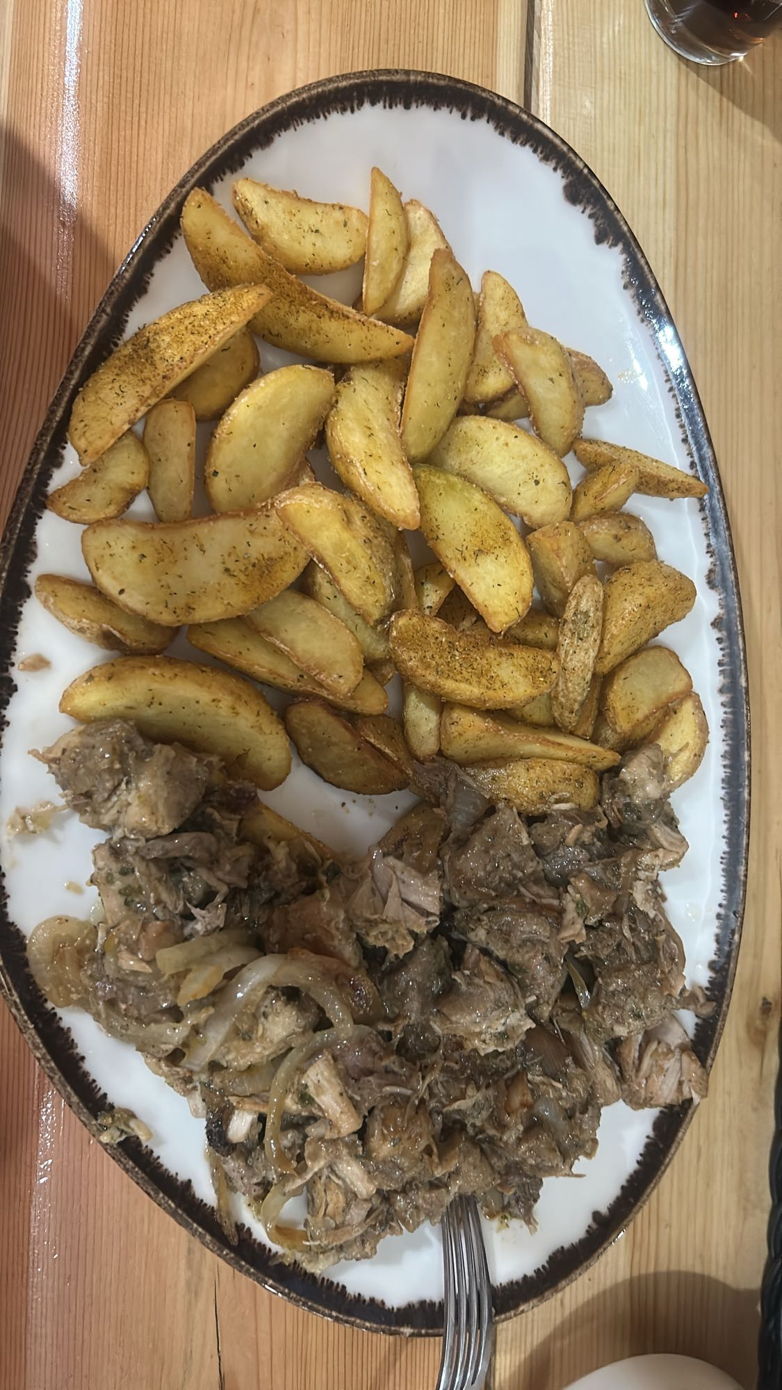 Pieczone ziemniaki z mięsem