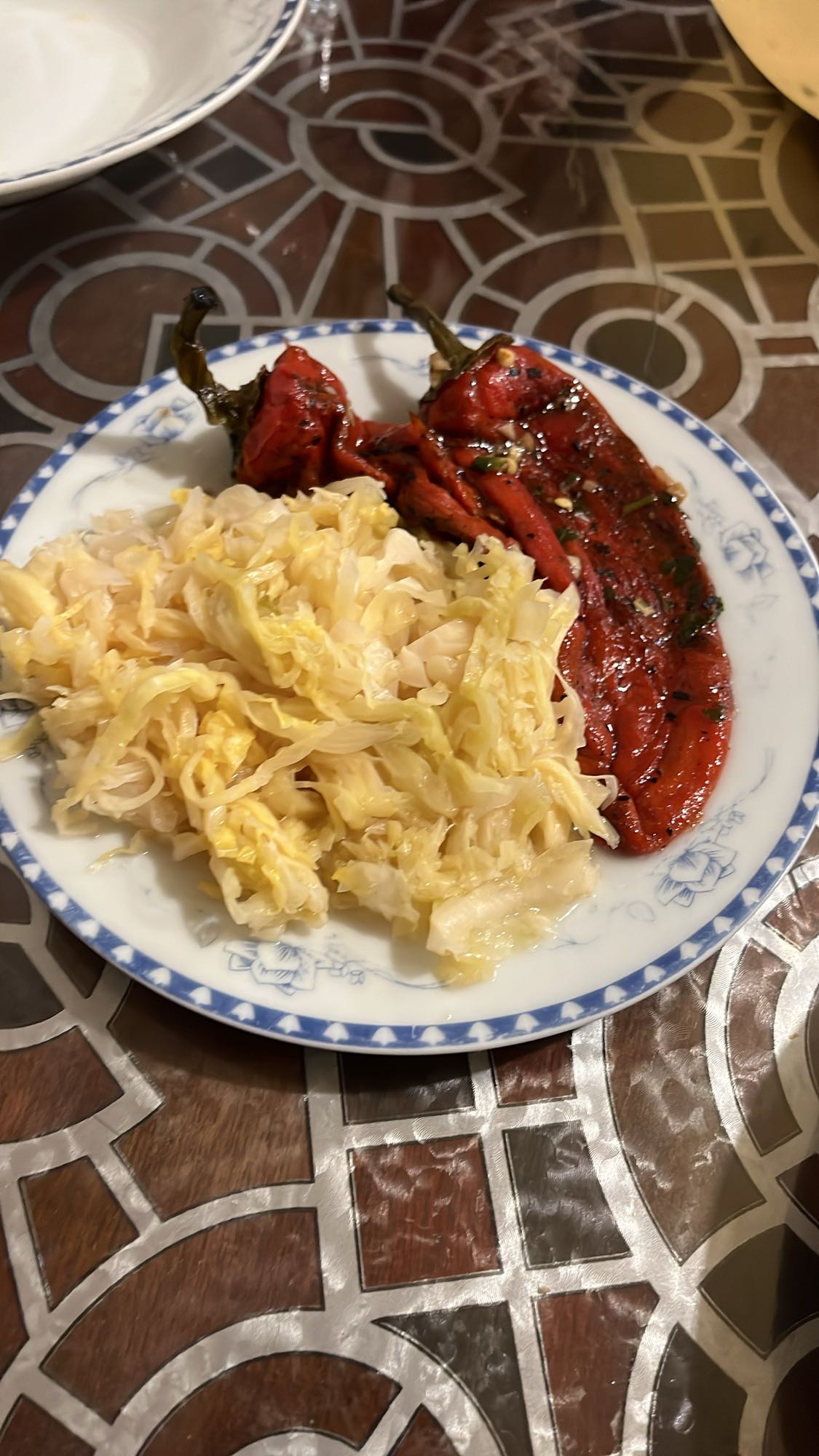 Печени чушки и зеле