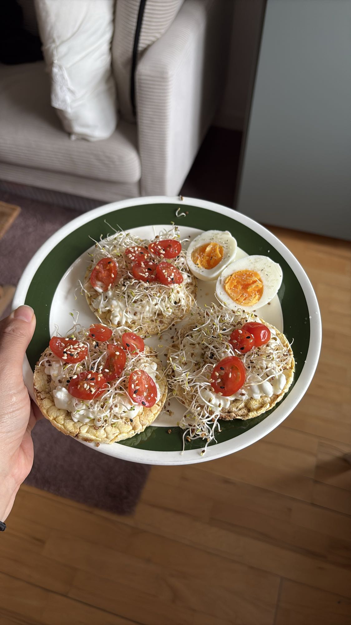 Riskakor med ägg & groddar