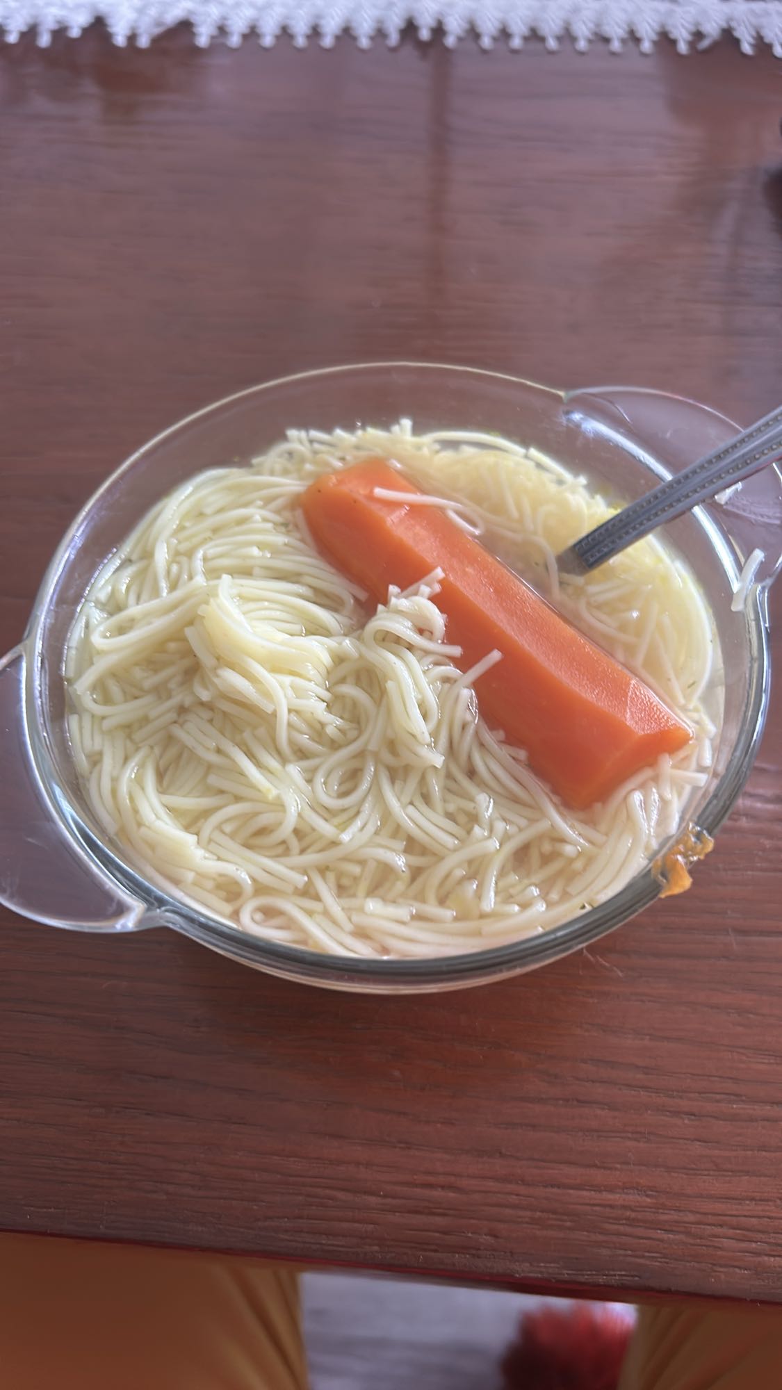 Rosół z makaronem