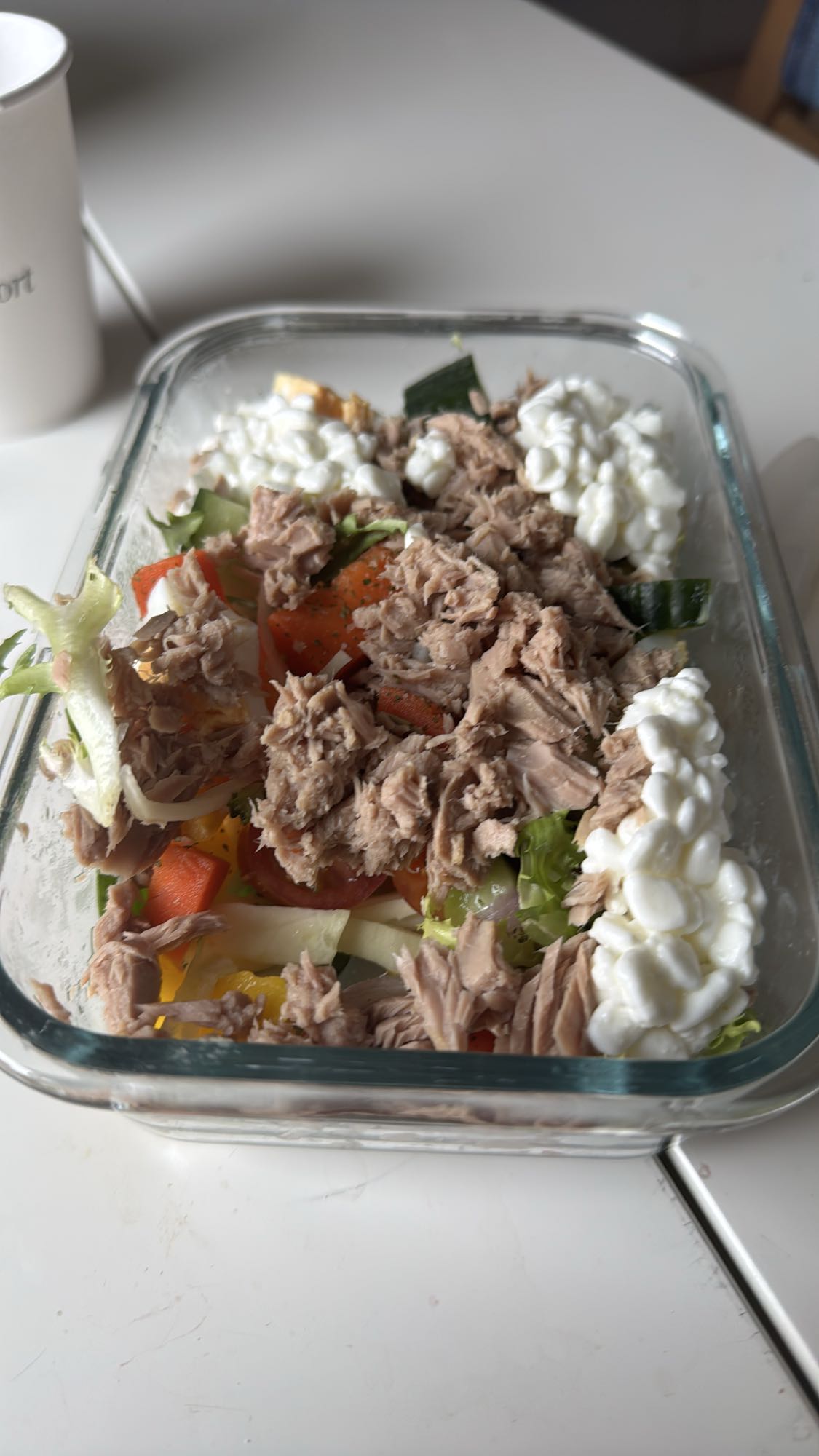 Tonfisksallad med keso