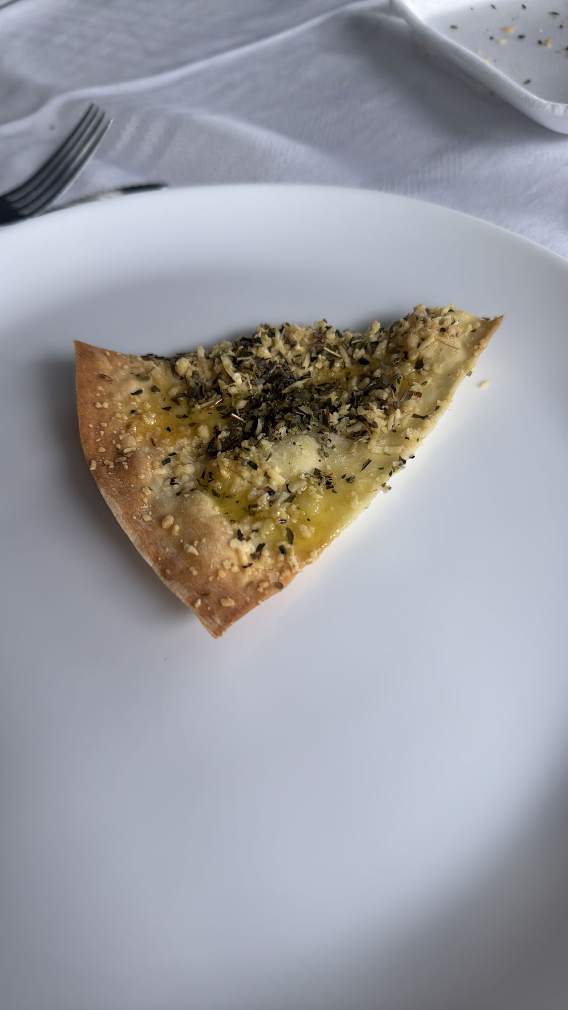 fatia de pão de alho