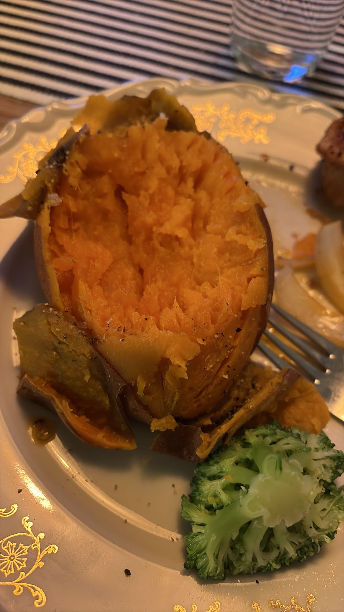 Sötpotatis med broccoli