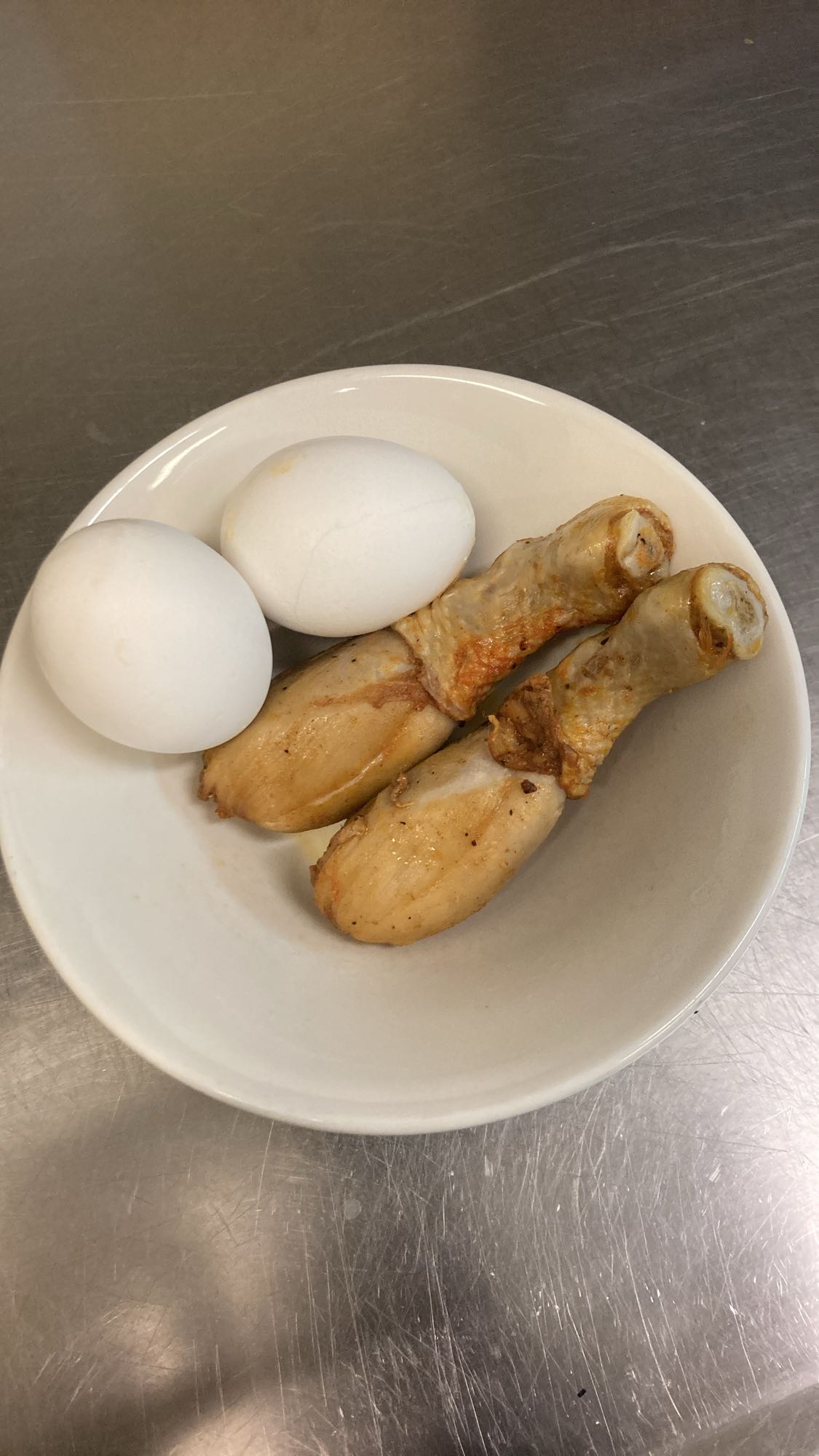 Kyckling och ägg tallrik