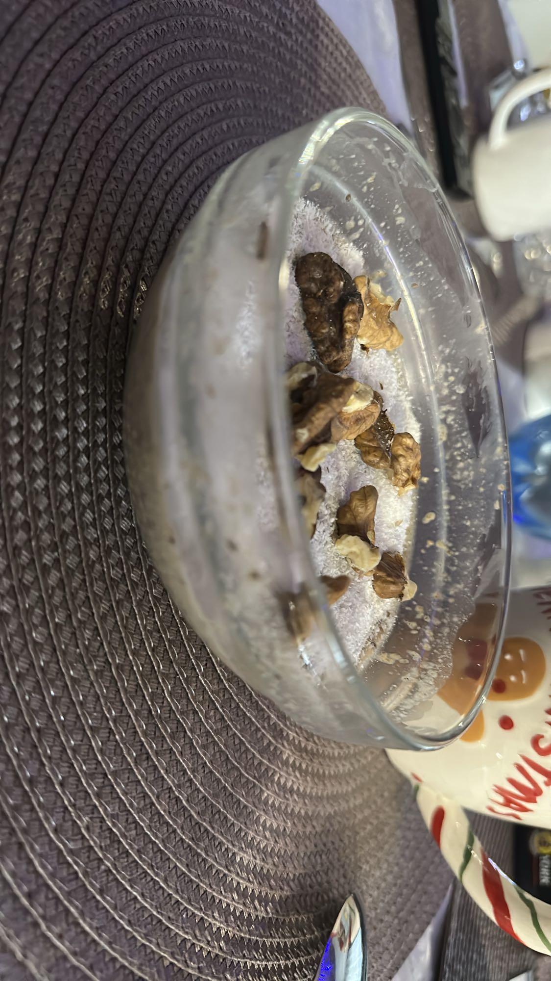 mic dejun cu nuci și ovăz