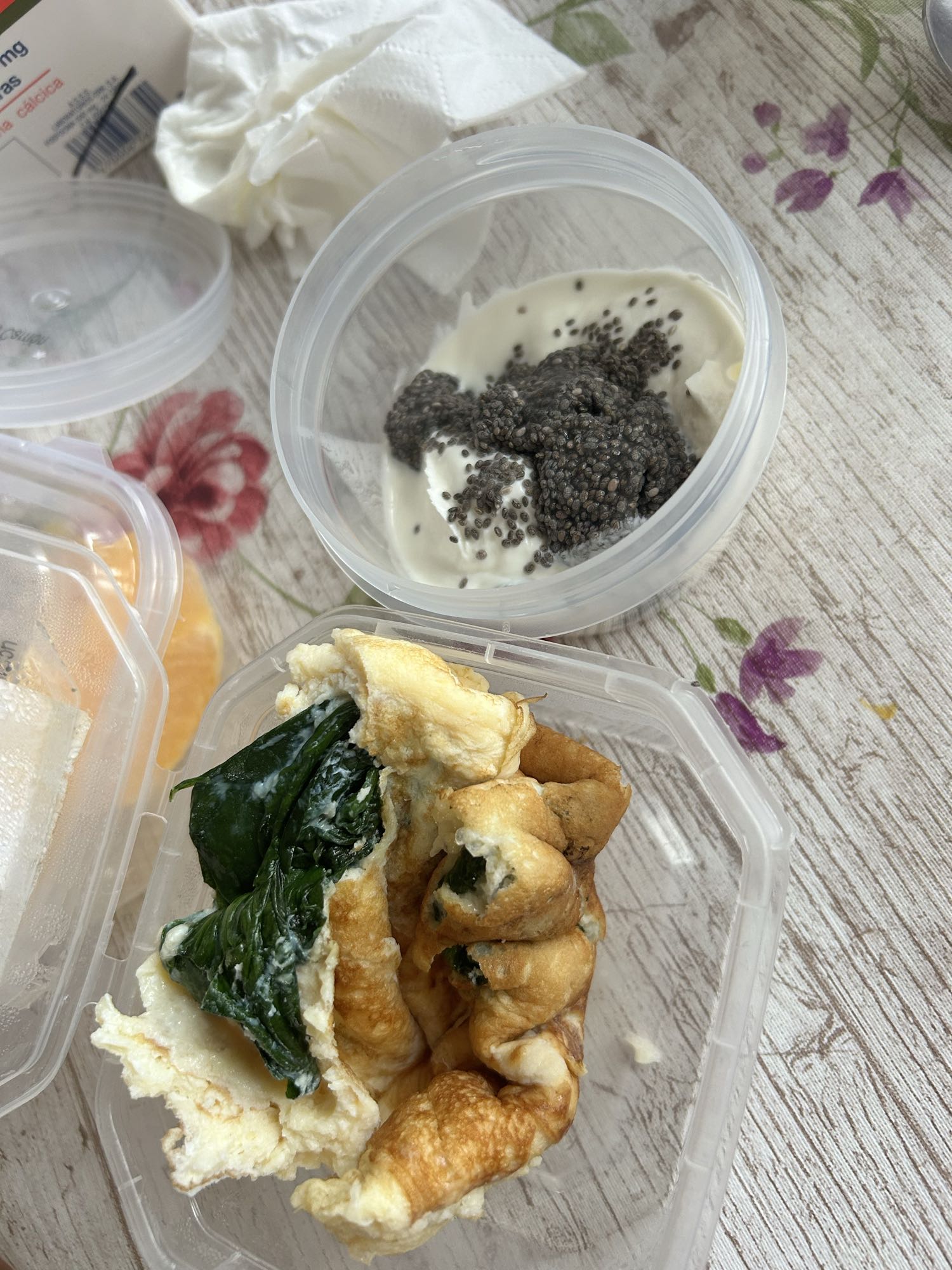 Claras con espinaca y yogur