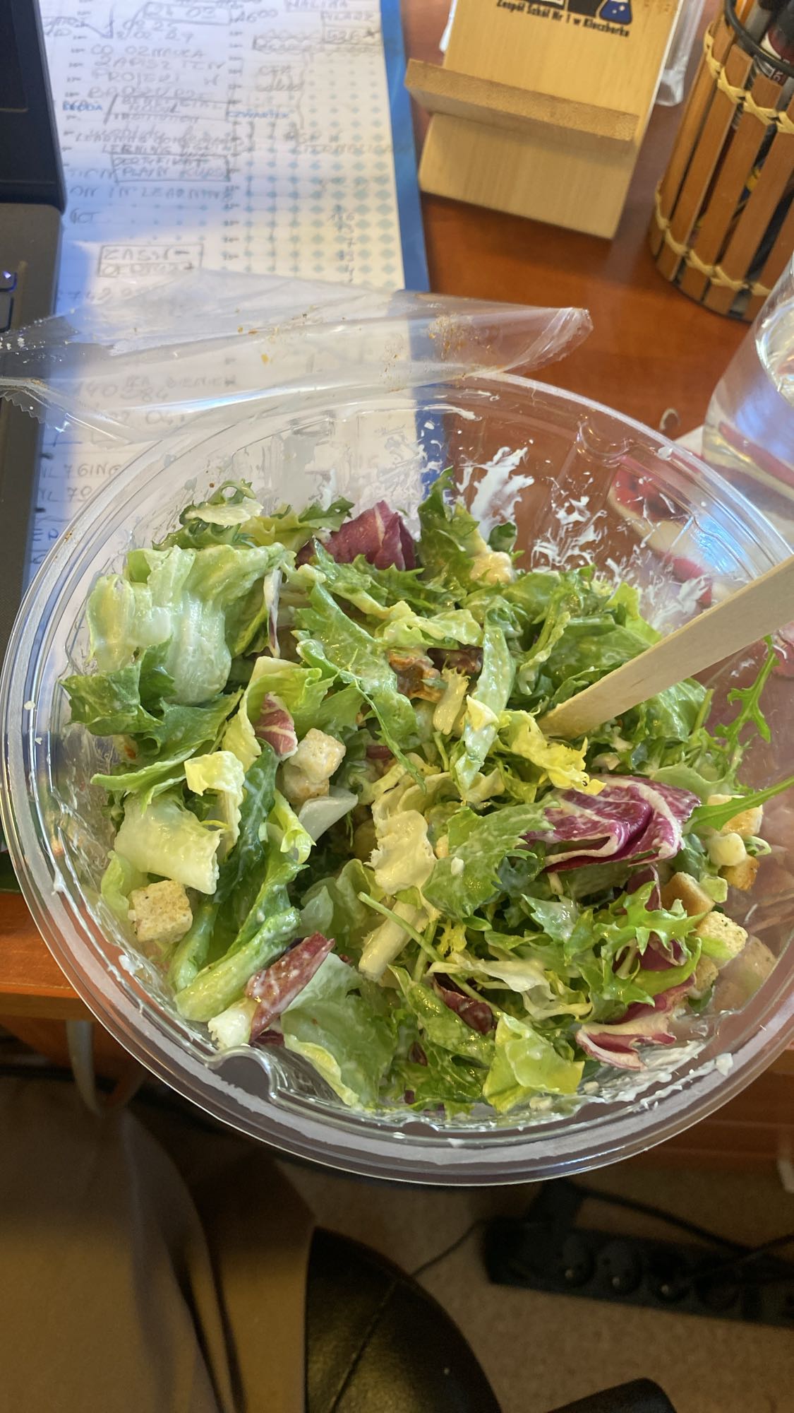 Sałatka z grzankami