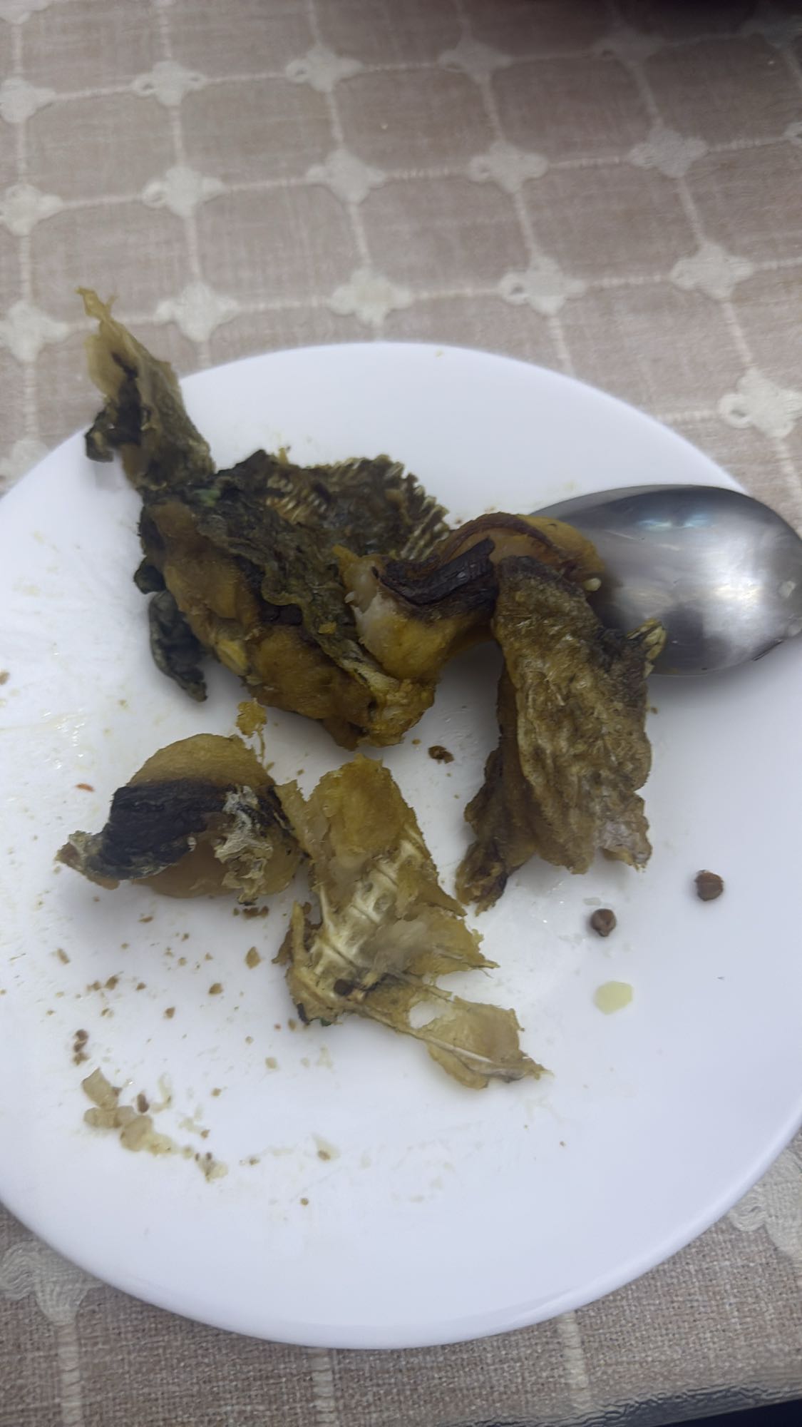 жареная рыба остатки