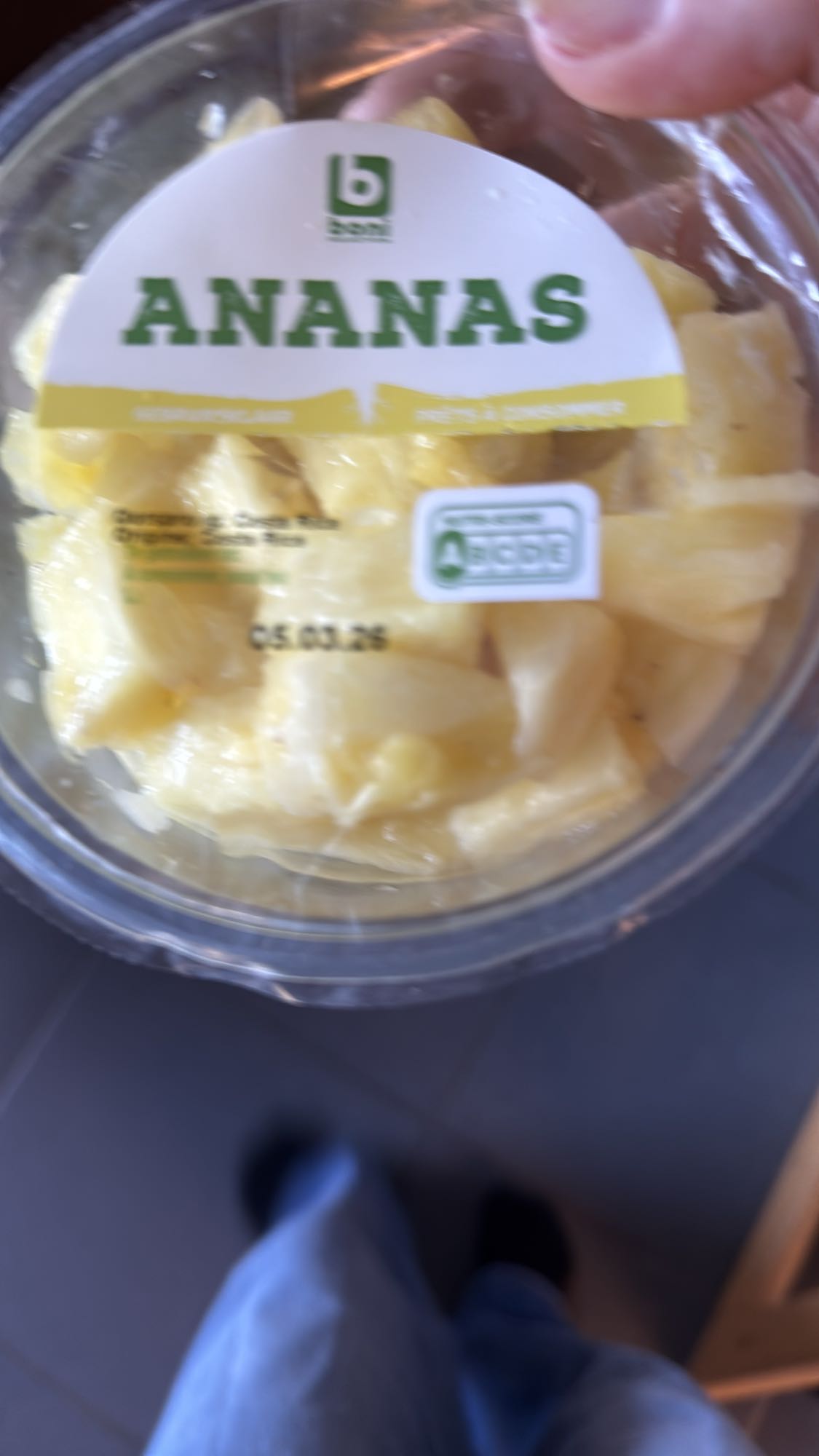 Verse ananas stukjes
