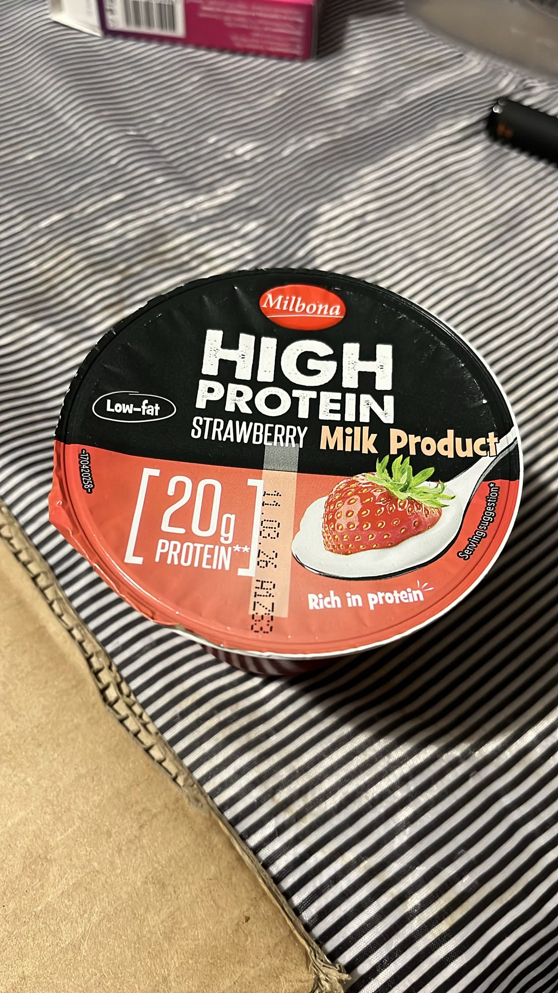 Ягодов млечен протеин