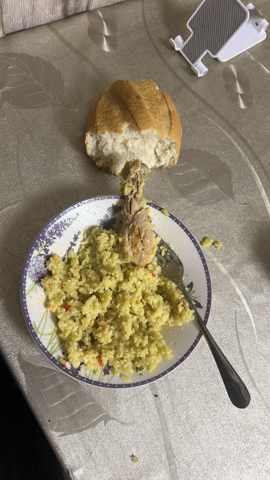 Orez cu pui și pâine