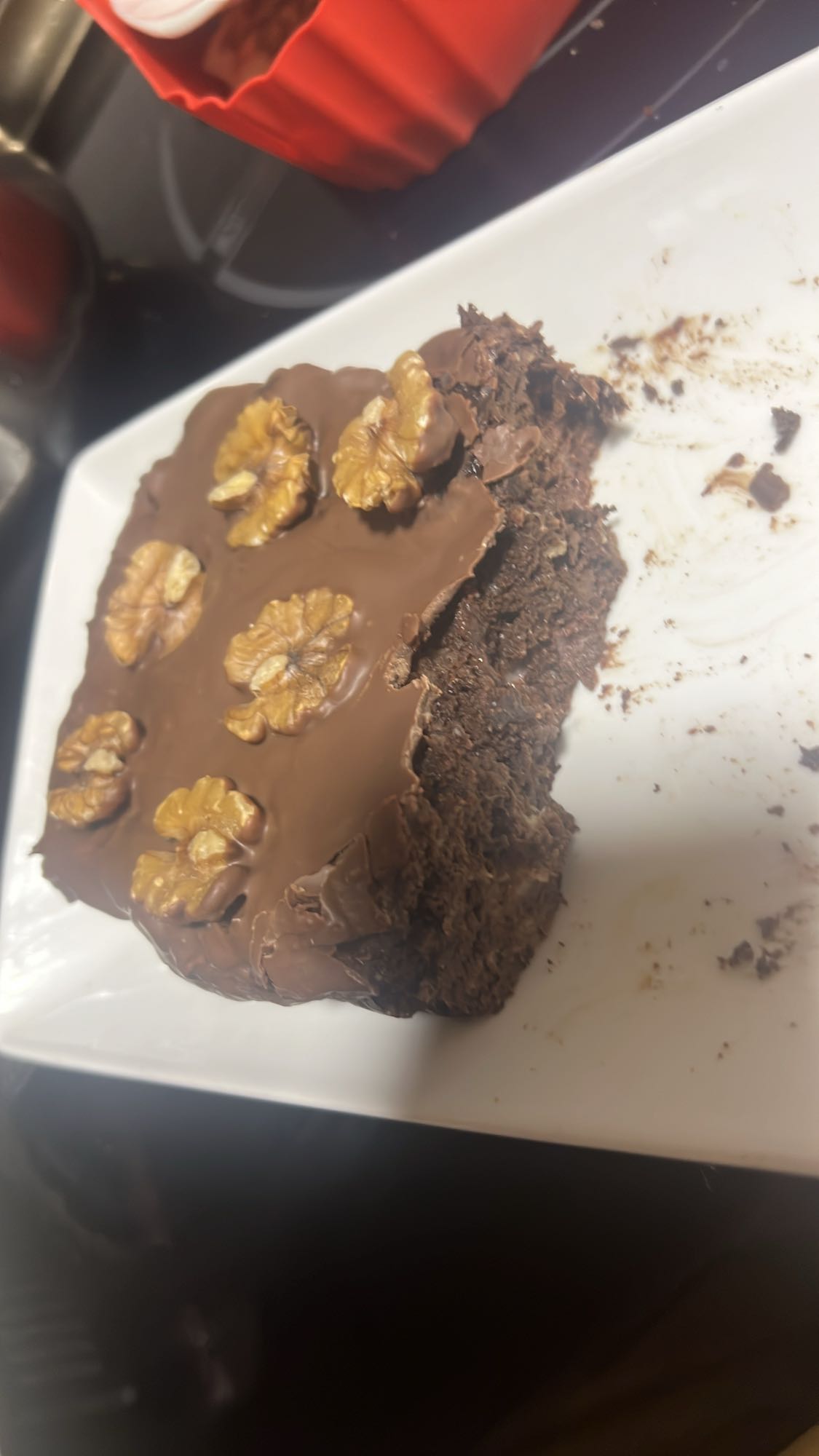 pastel de chocolate y nuez