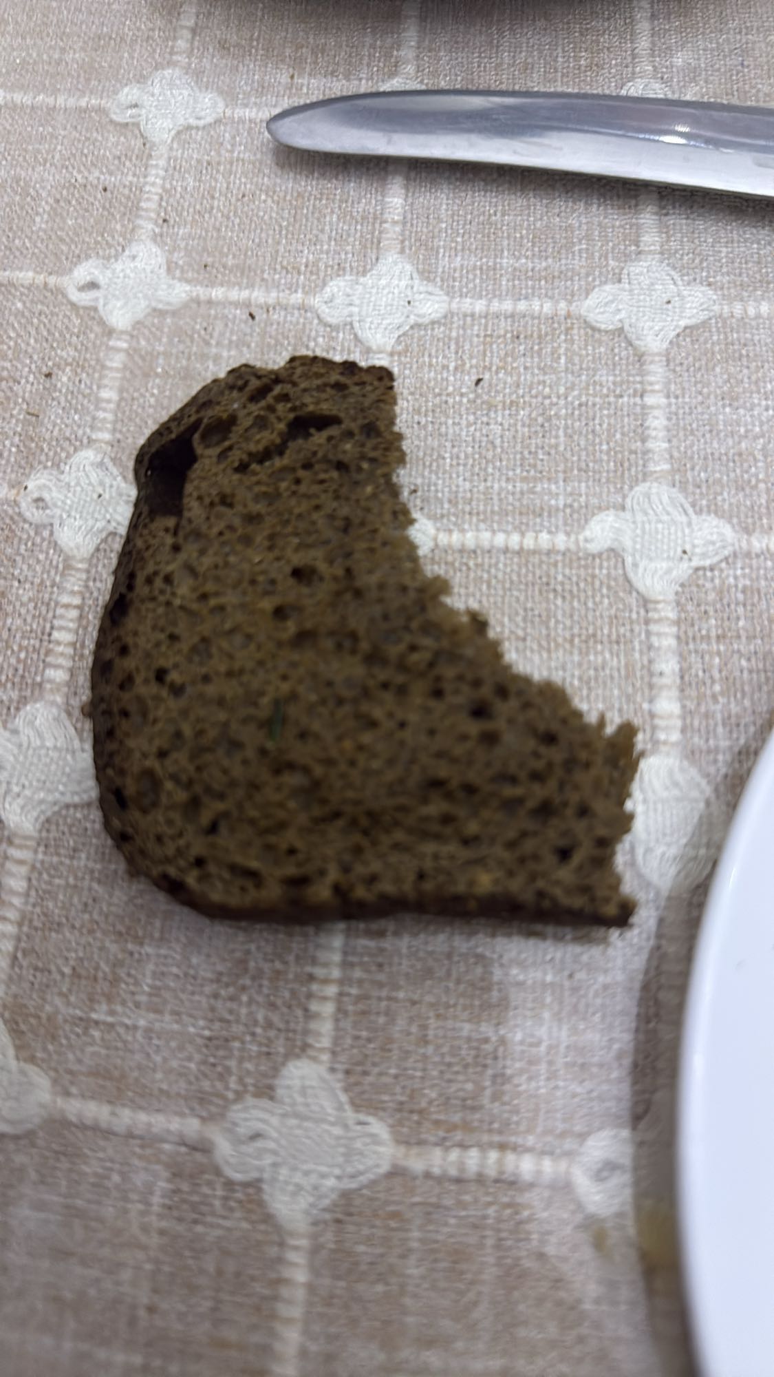 кусок ржаного хлеба