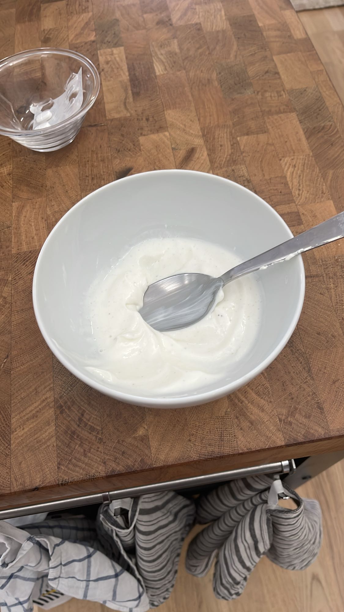 Naturell yoghurt i skål