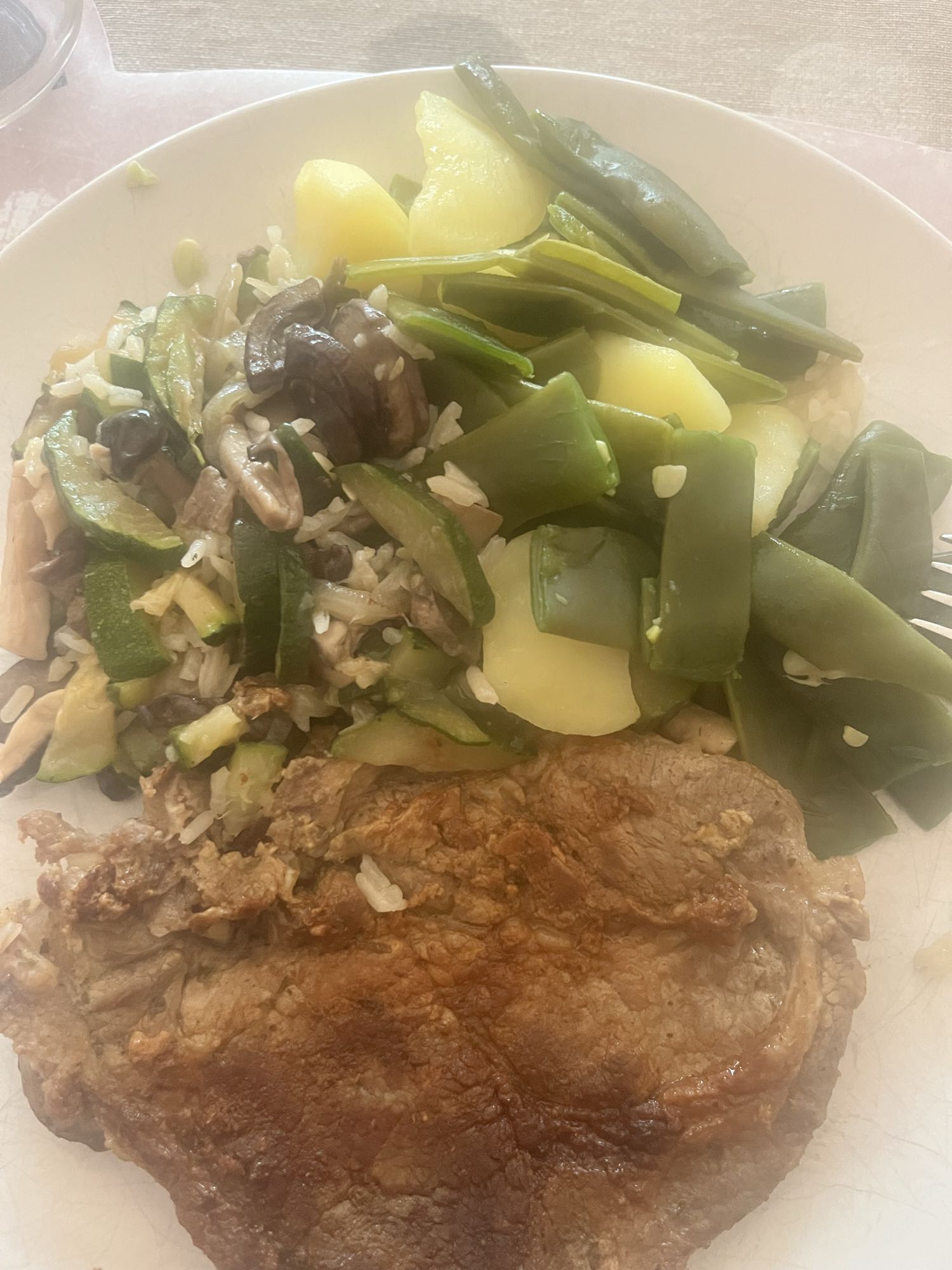 Ternera con verduras y arroz