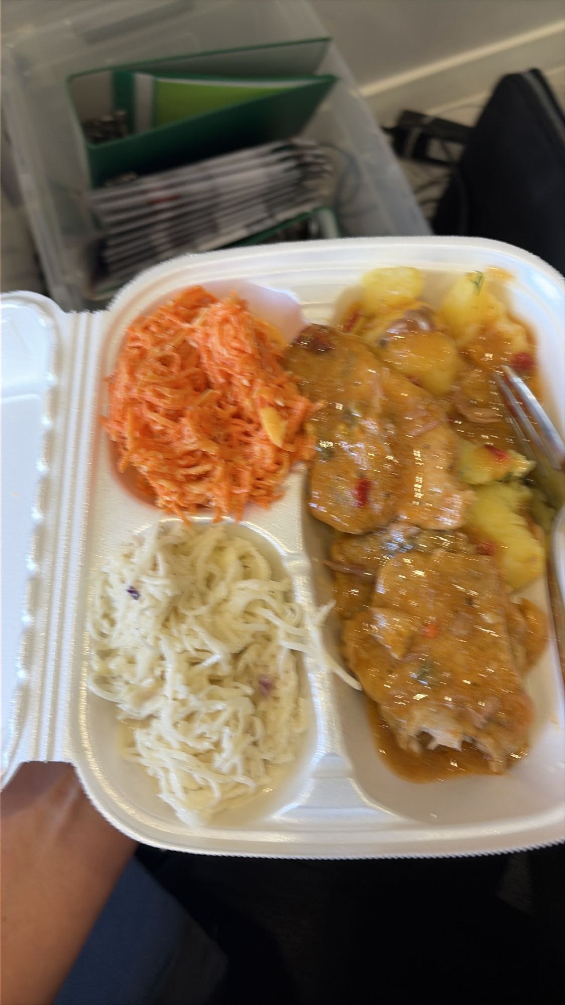 Schabowy z ziemniakami i surówkami