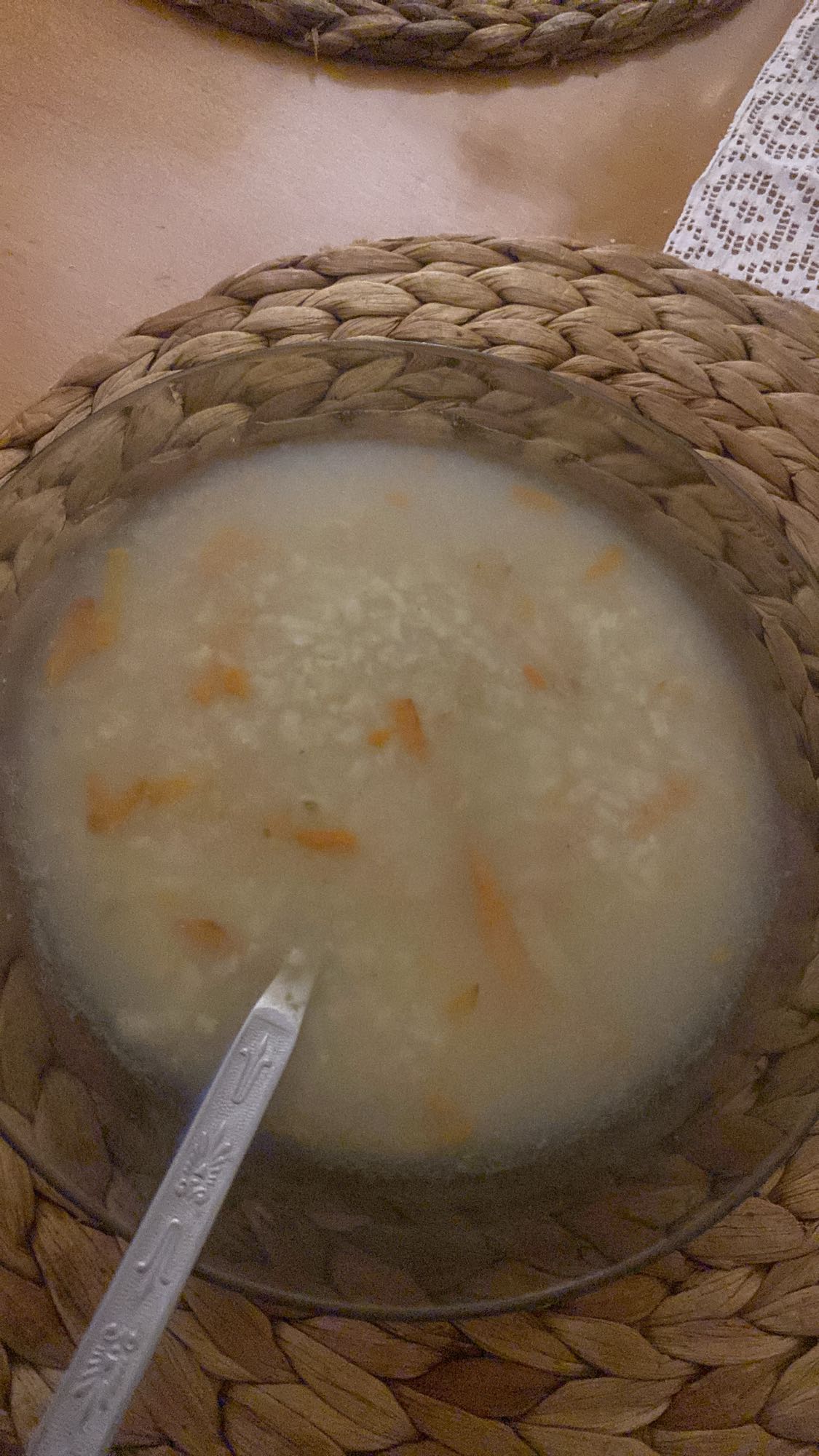 lekka zupa ryżowa