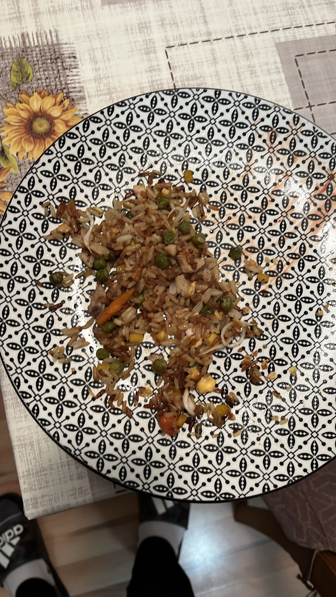 Пържен ориз със зеленчуци