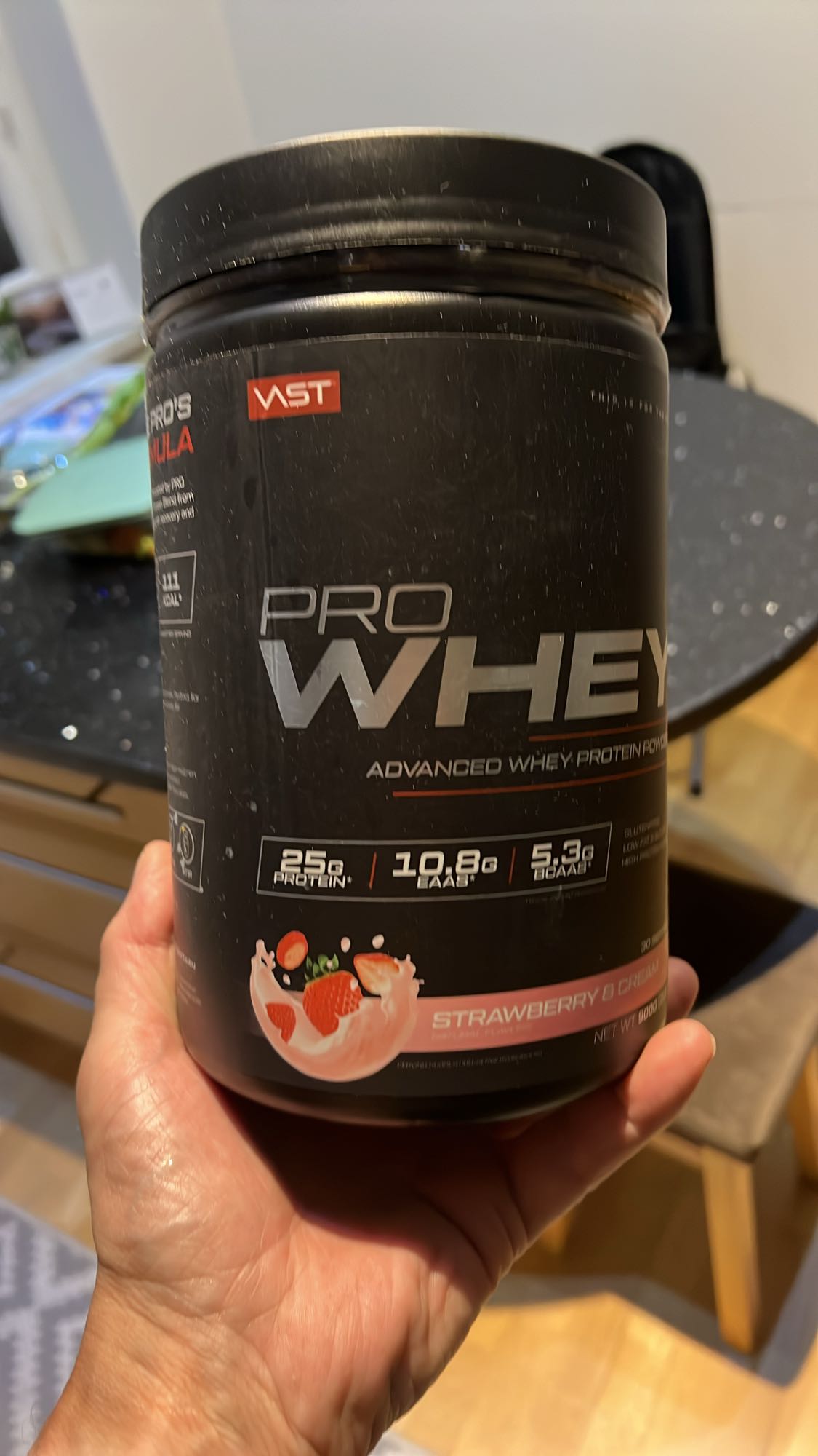 Białko serwatkowe truskawkowe