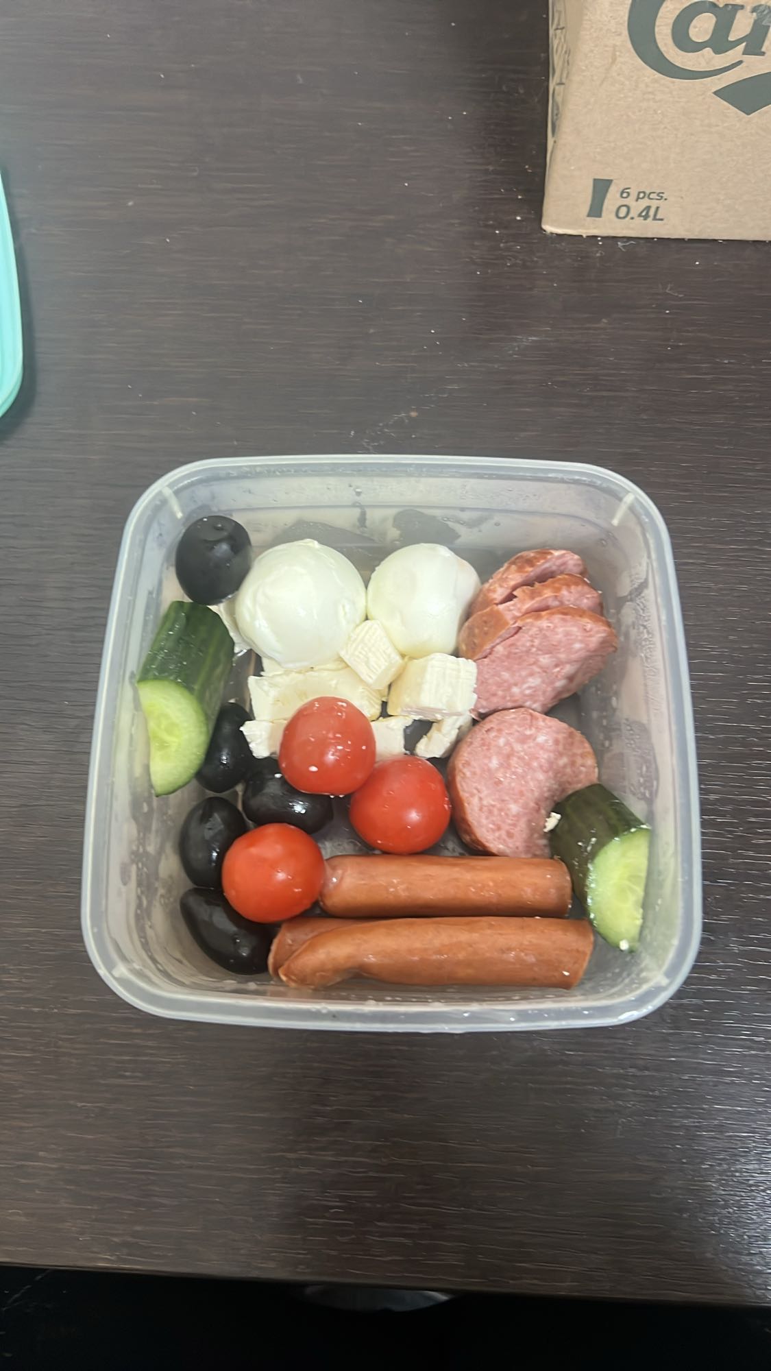 gustare rece cu legume și carne