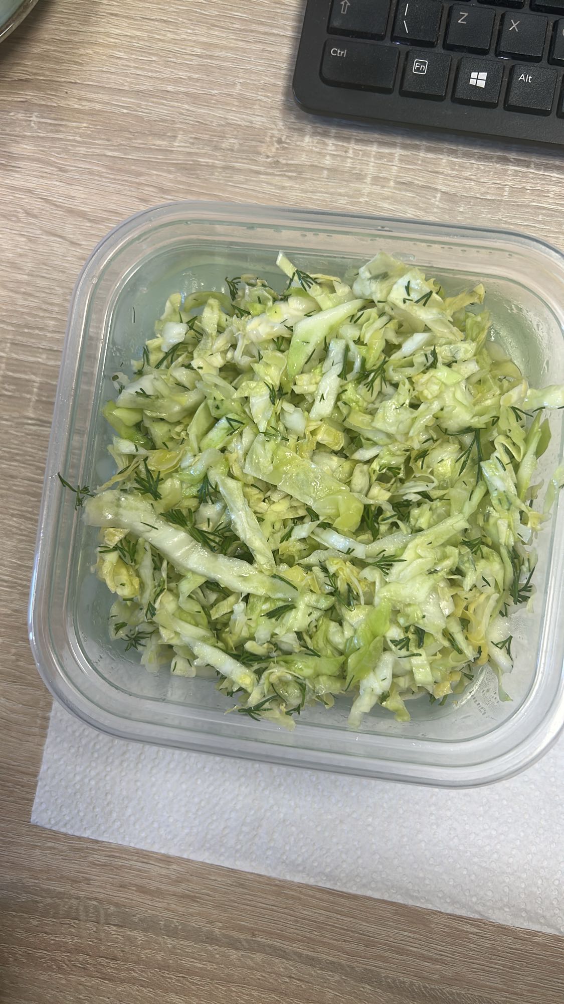 Salată de varză cu mărar