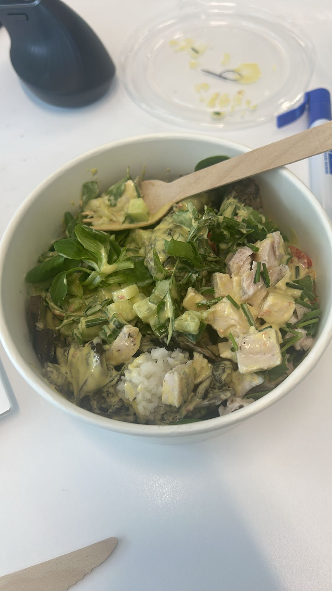 Salade poulet avocat riz