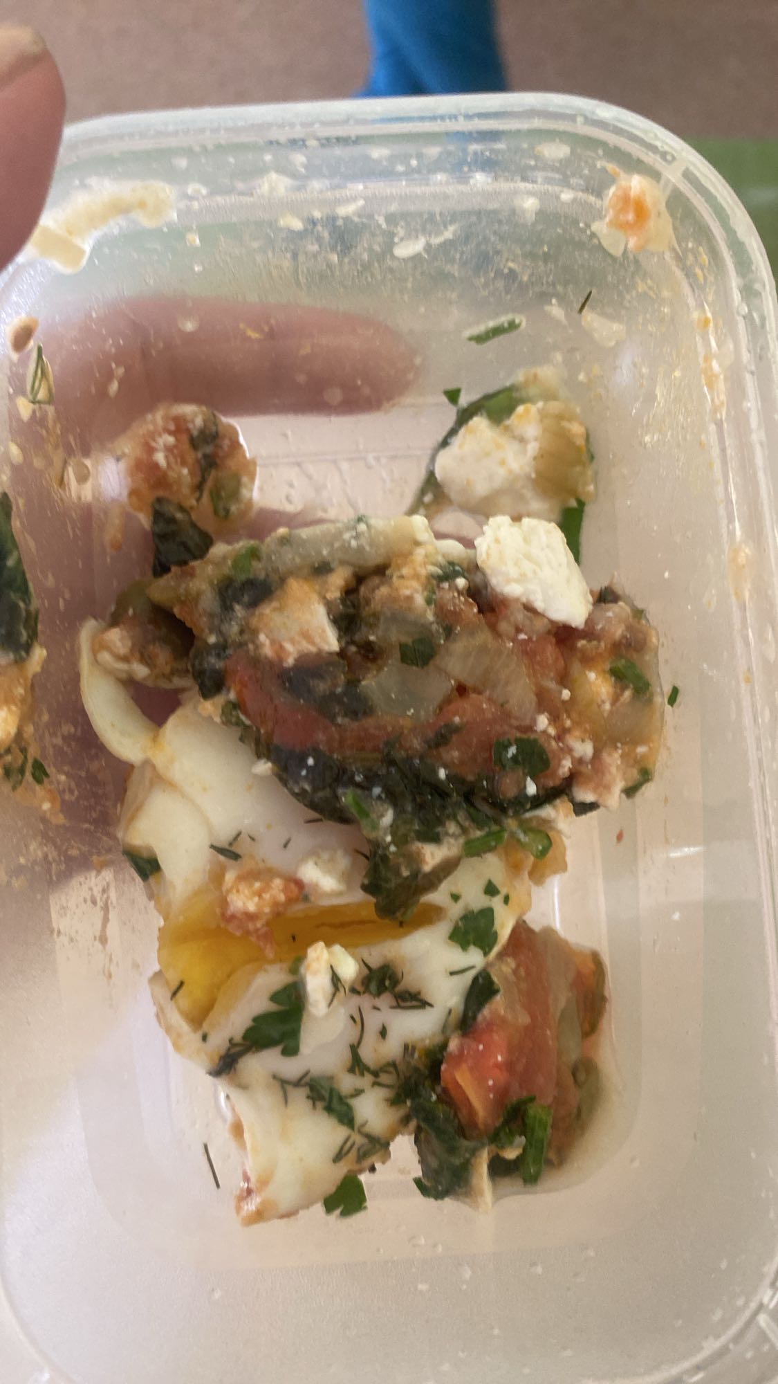 Jajka z warzywami i fetą