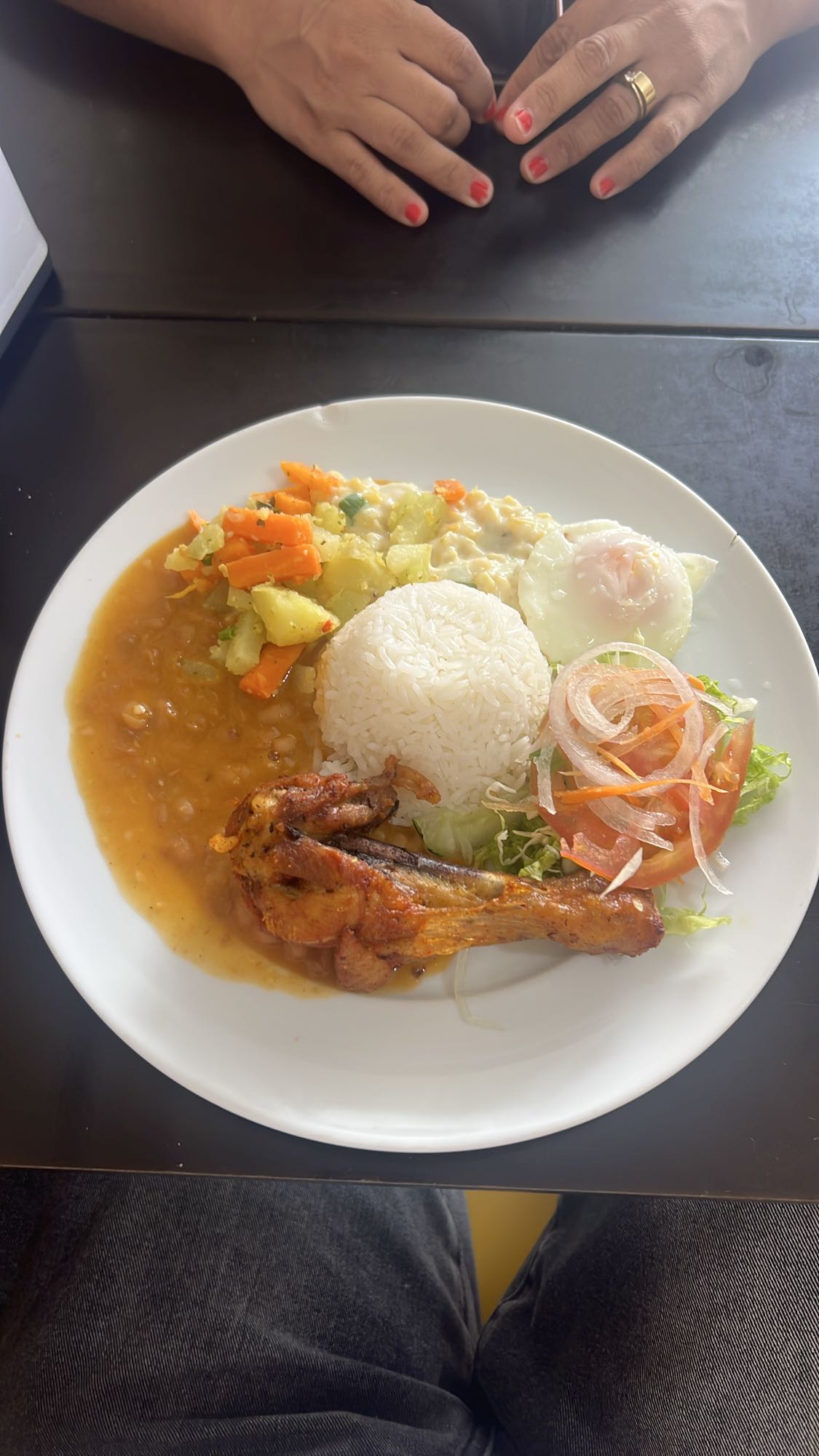 Prato de frango com arroz