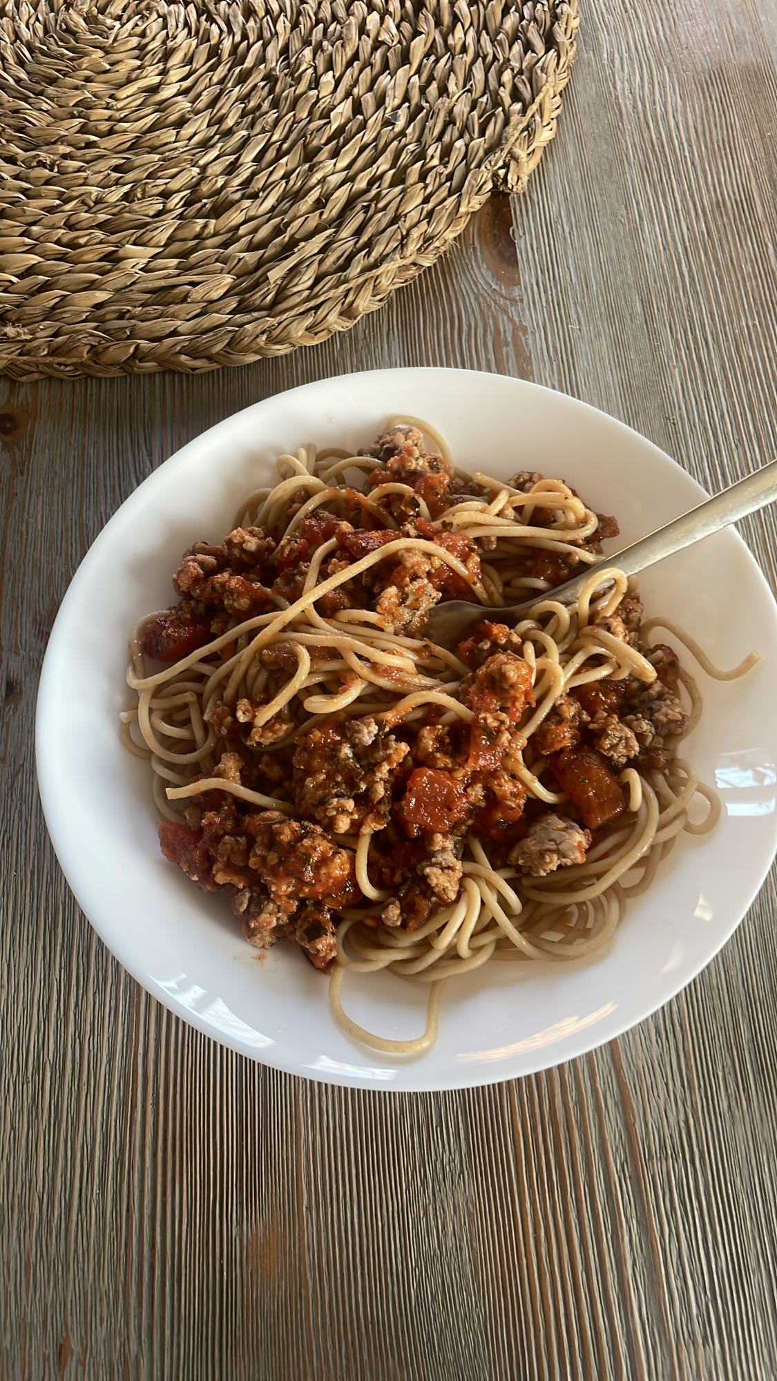 Spaghetti z sosem bolońskim