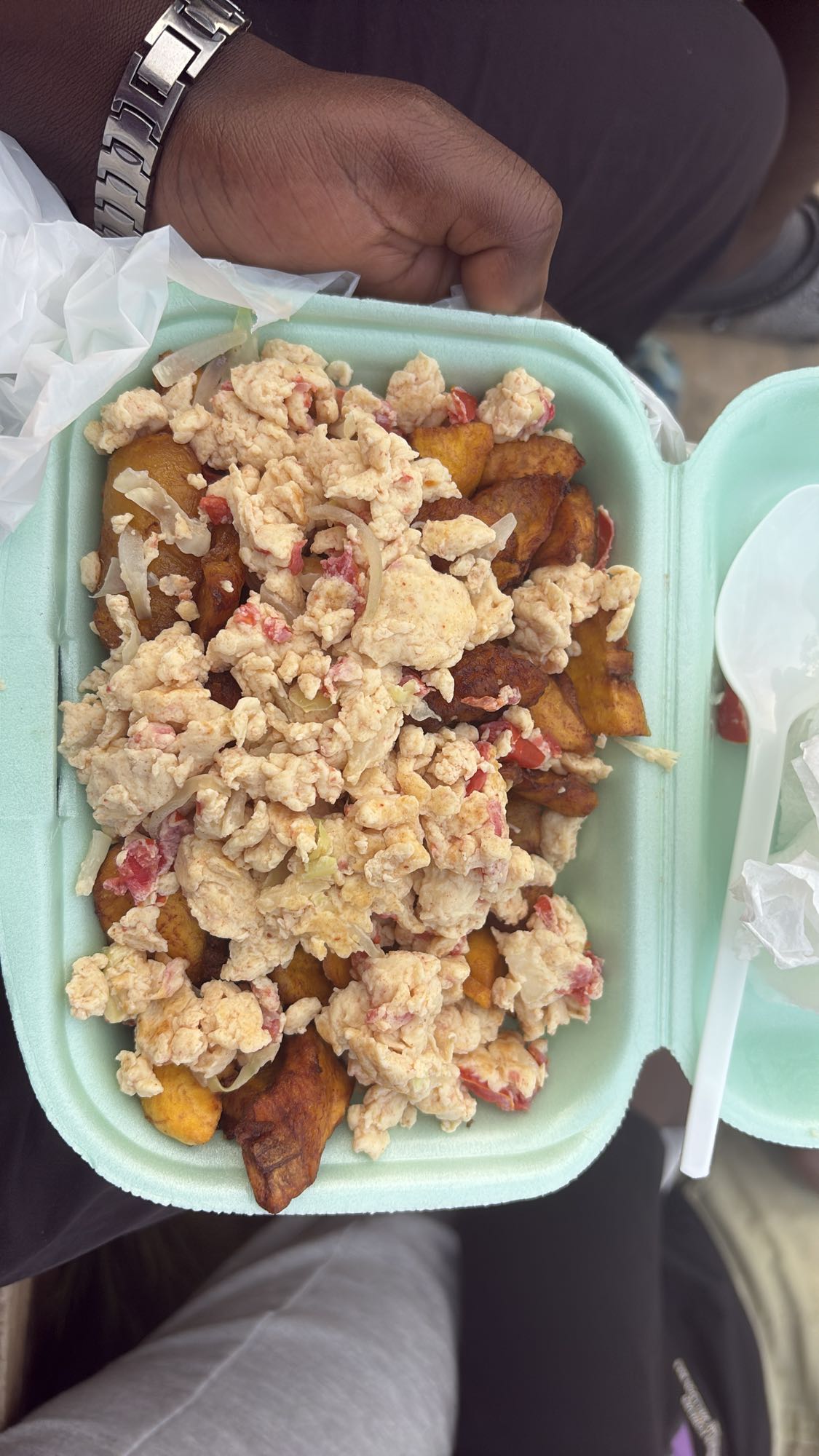 Scrambled eggs and plantain