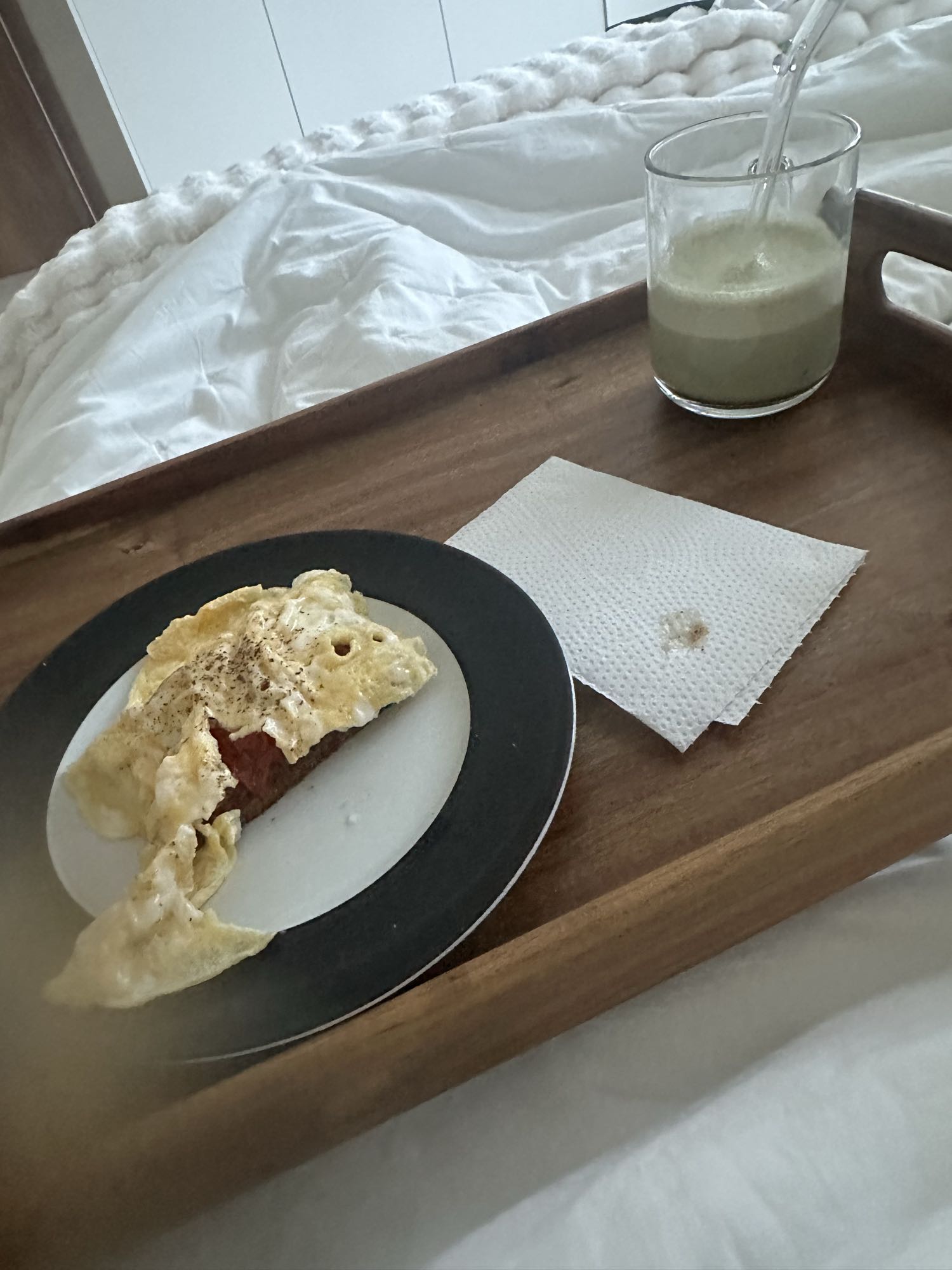 Tostada con huevo y batido