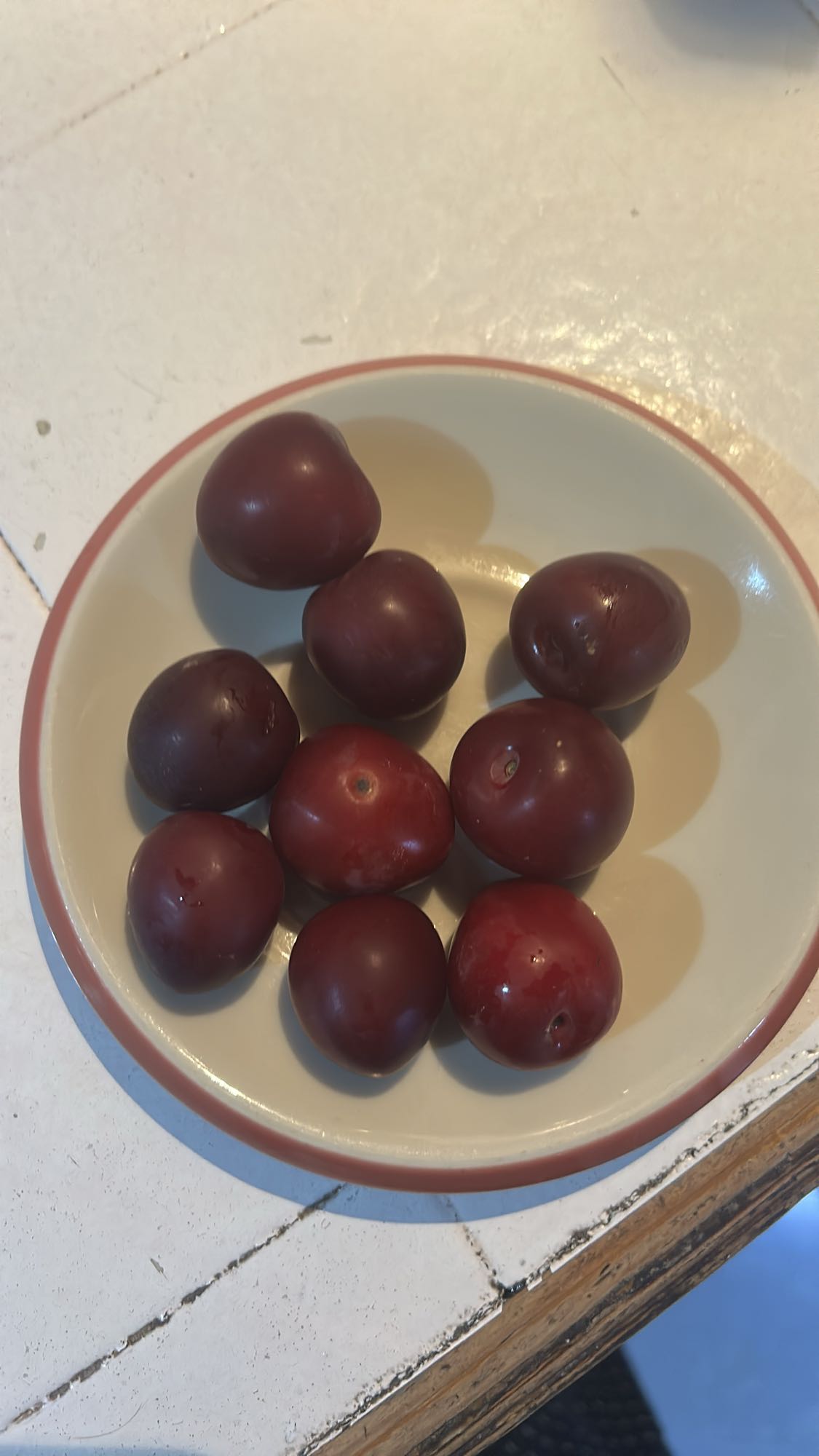 ciruelas frescas