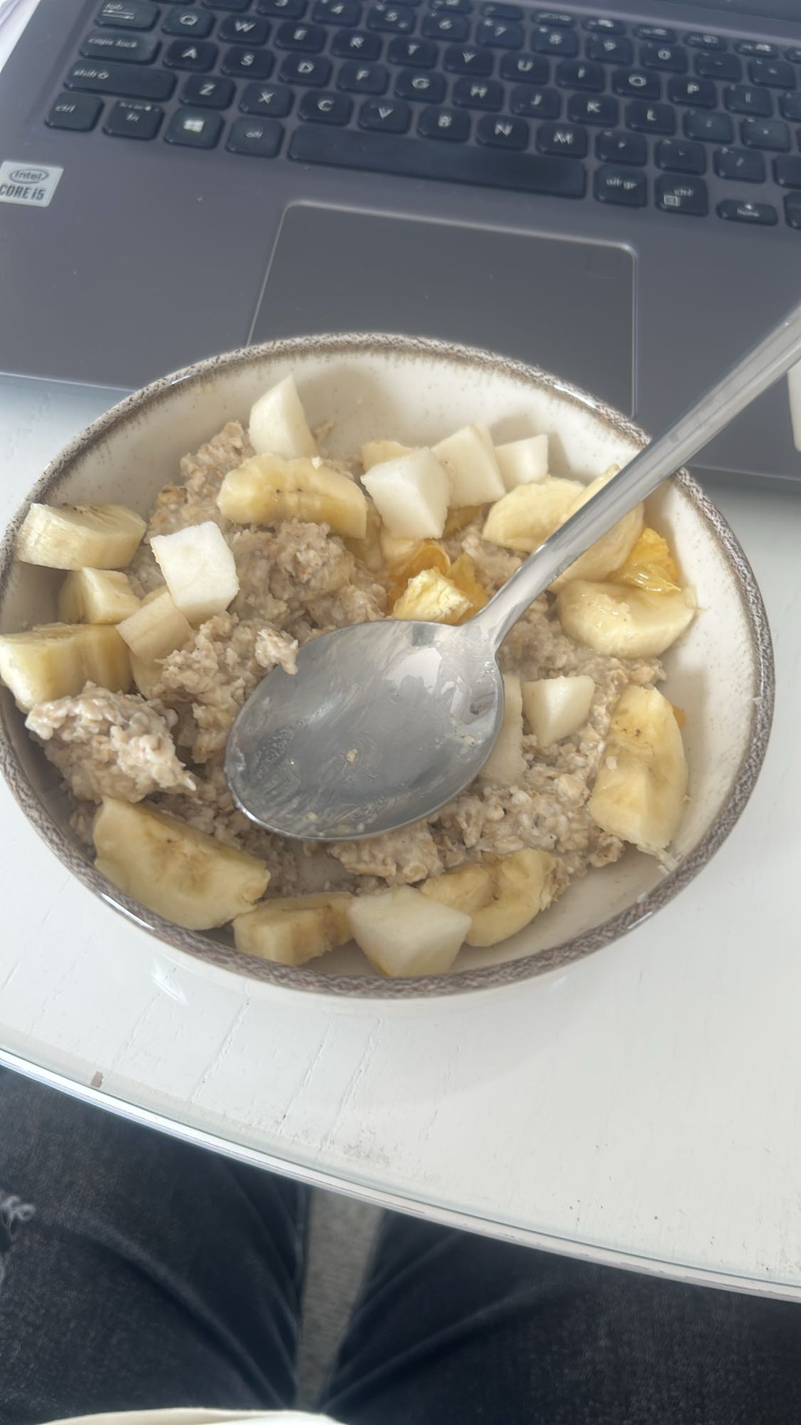 owsianka z owocami