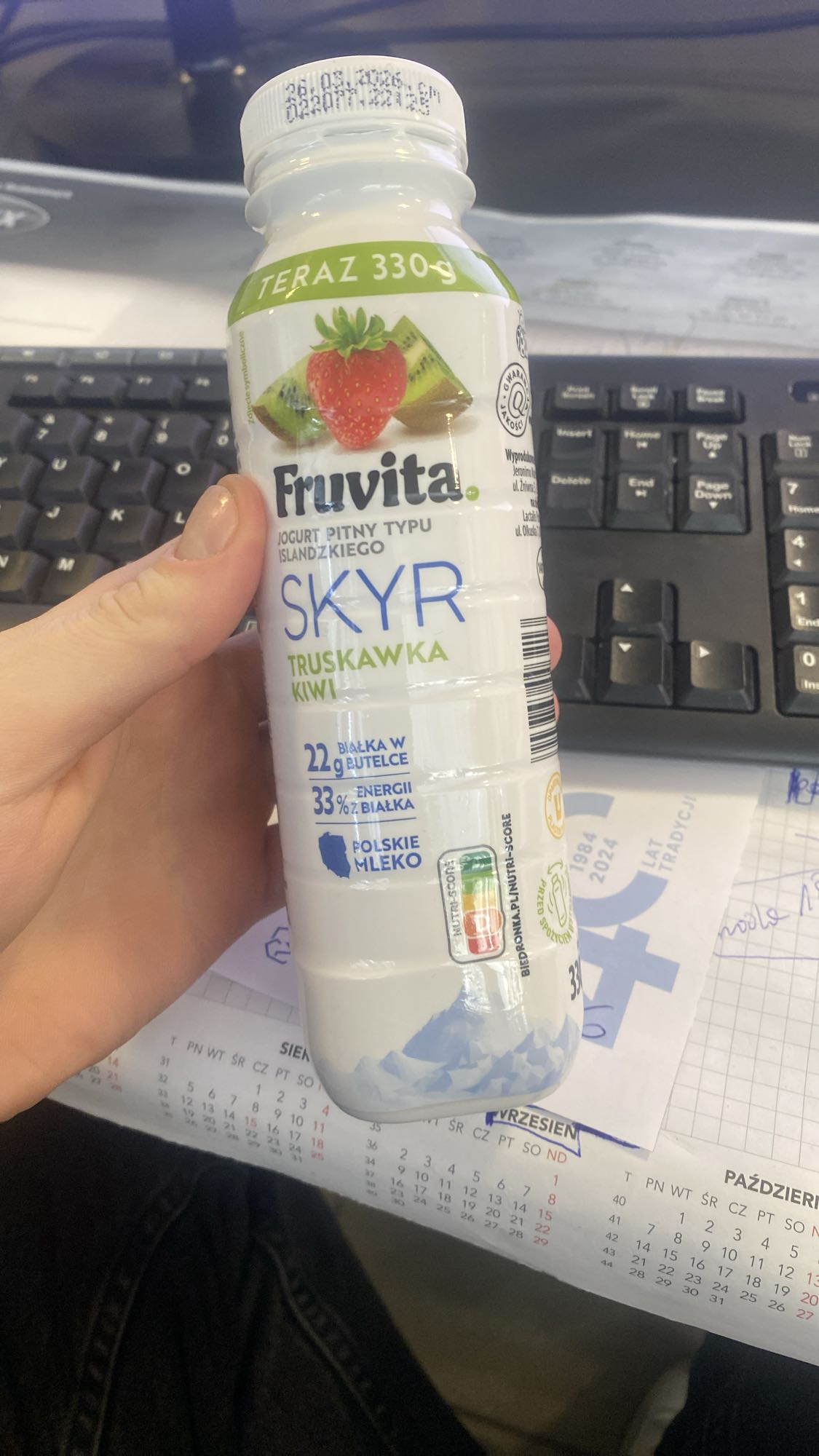 Skyr truskawka kiwi