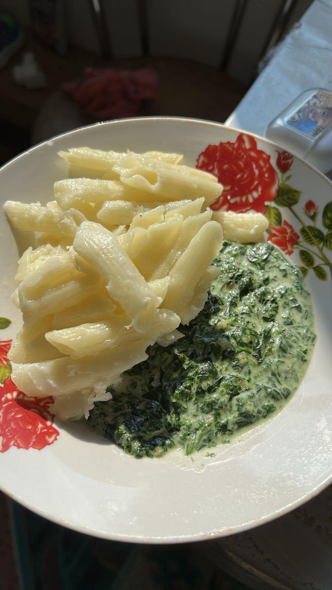 Paste cu spanac cremos