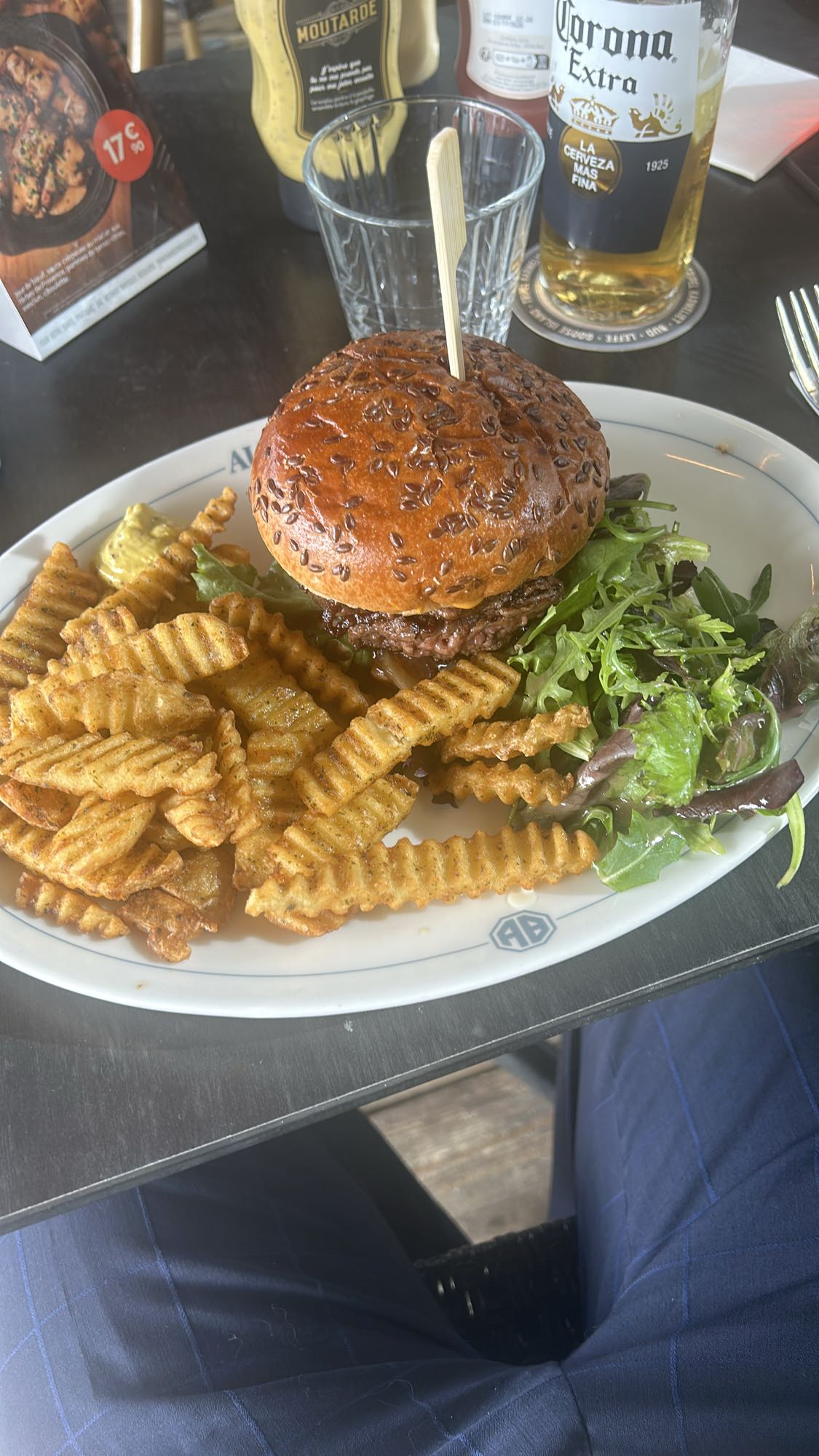 Burger frites salade
