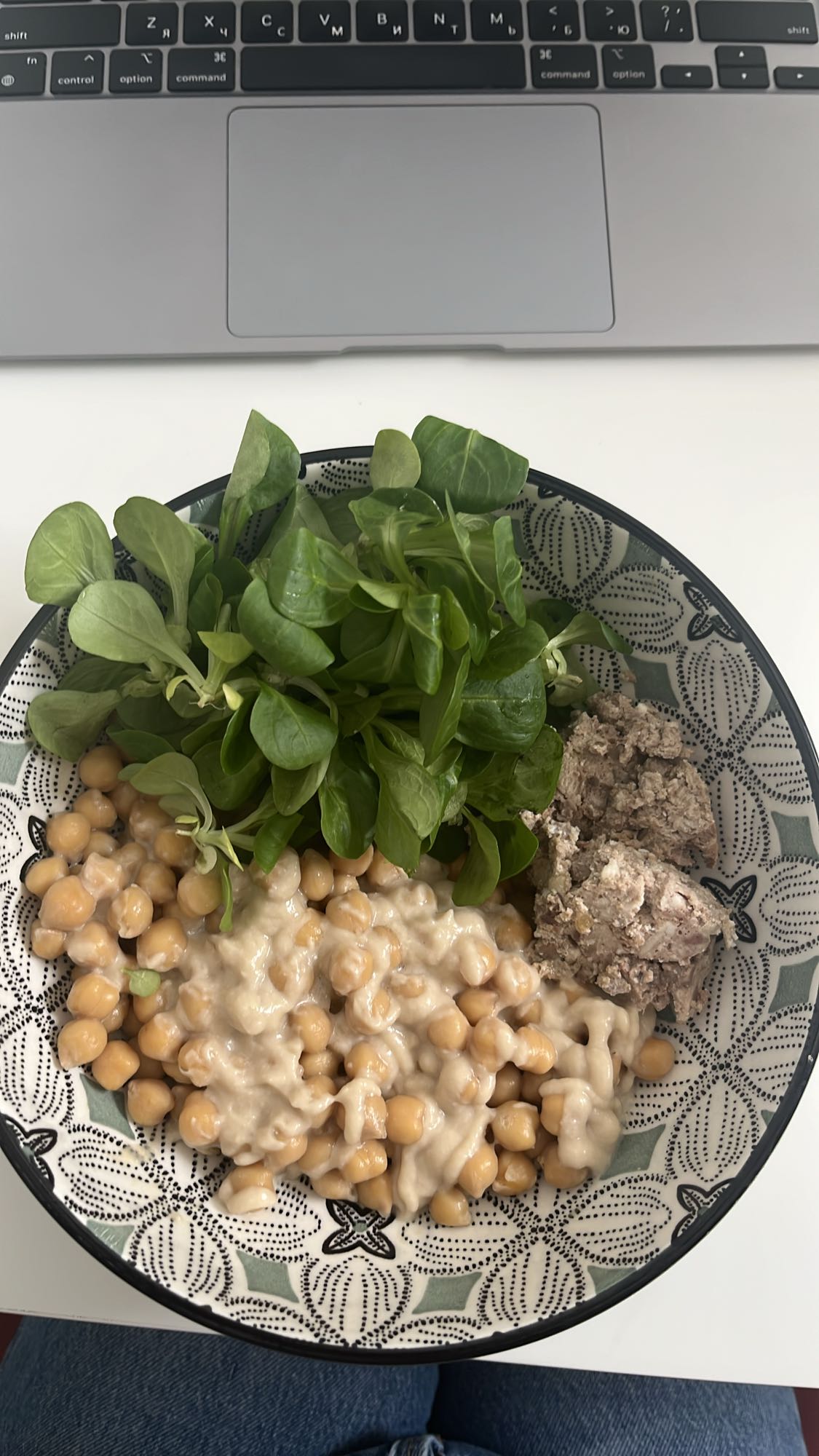 Chickpea Tahini Salad Bowl