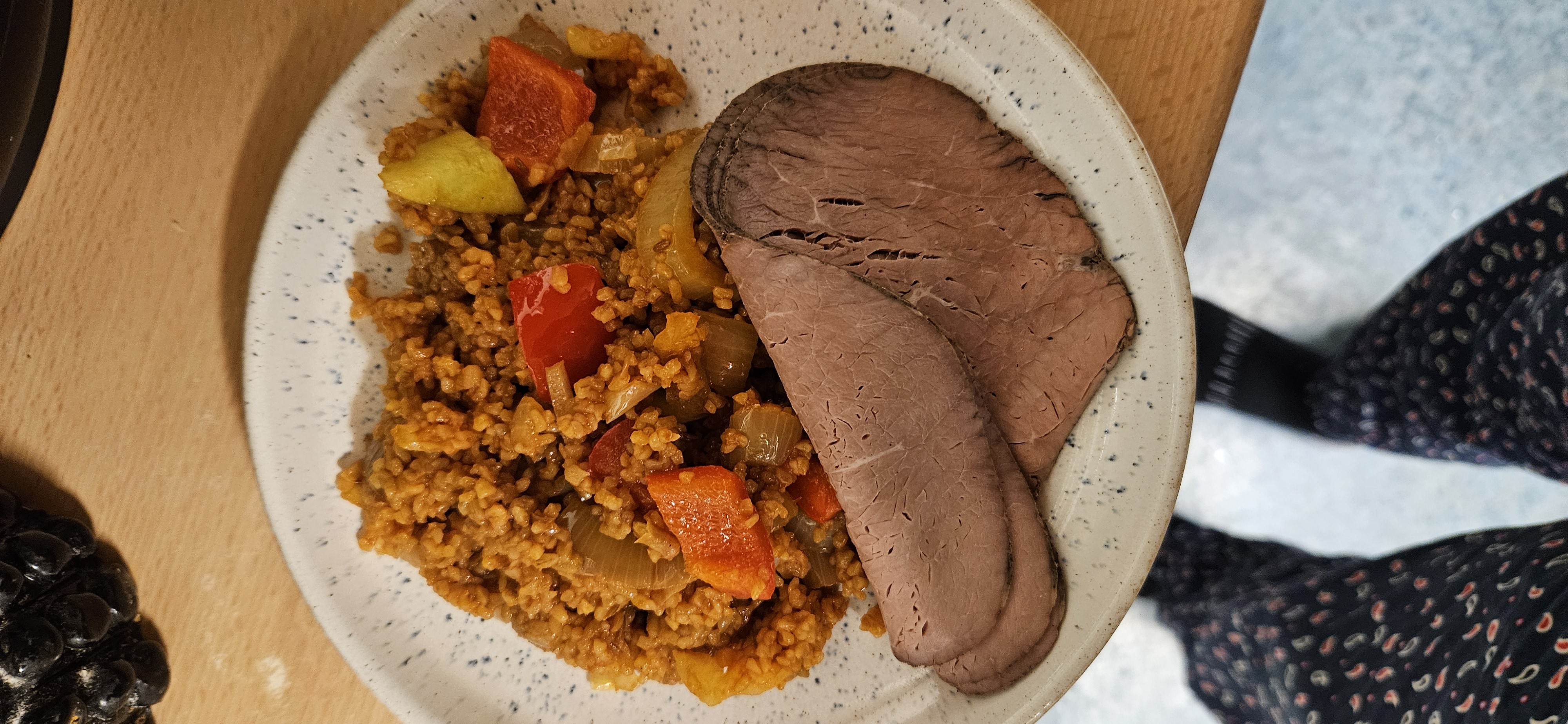 Beef with bulgur and veggies