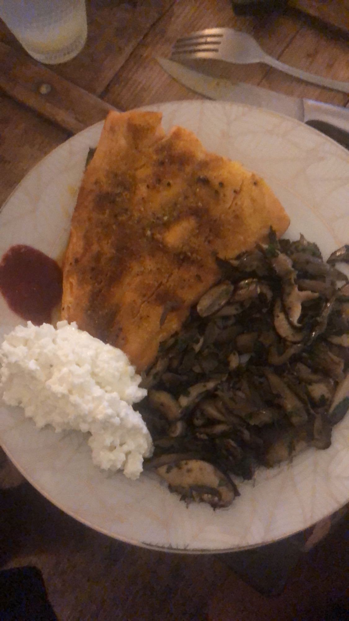 Saumon, champignons, fromage blanc