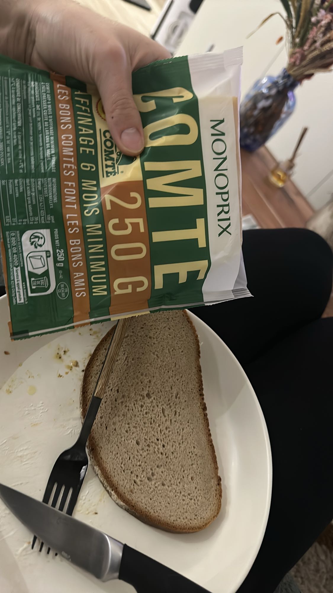 Pain et fromage Comté