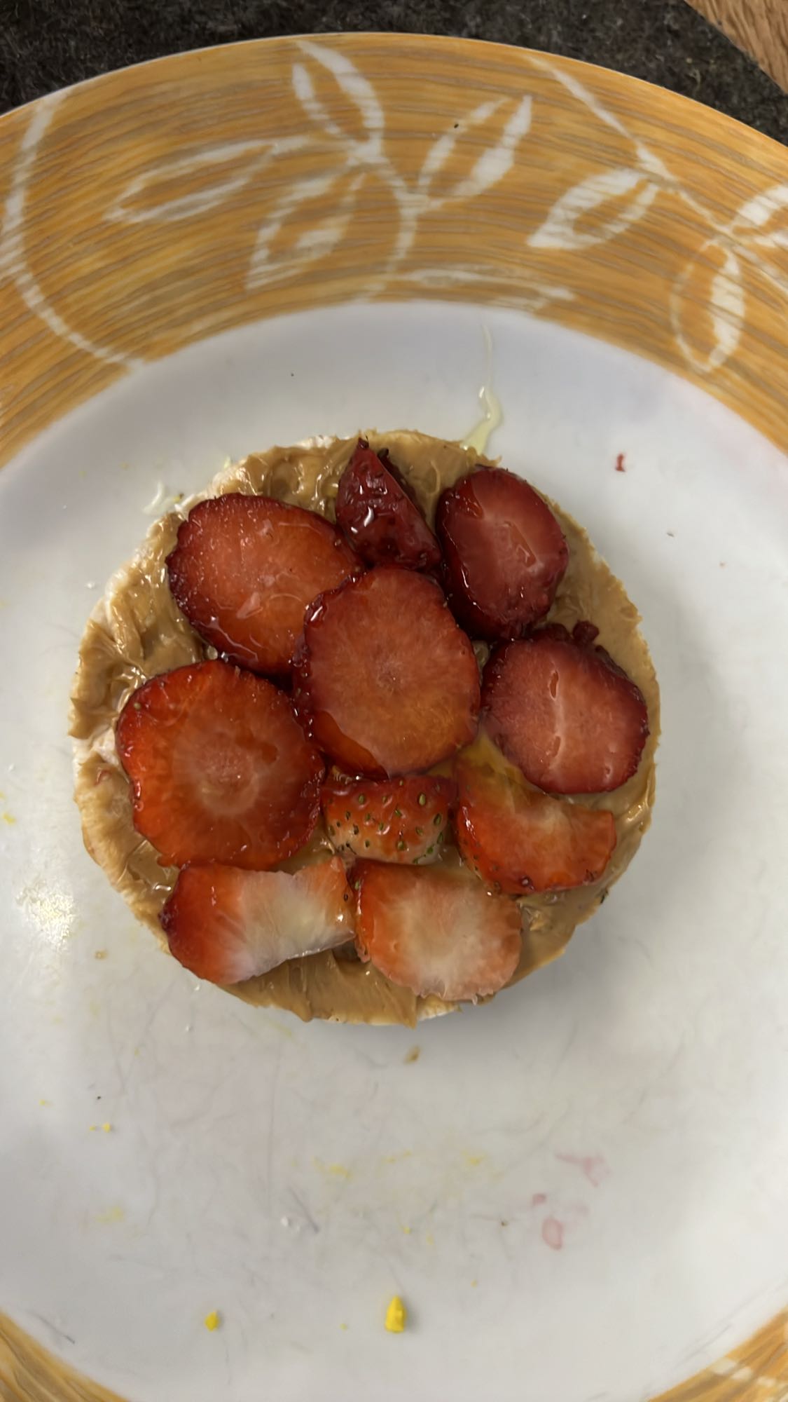 Rice Cake PB & Strawberries
