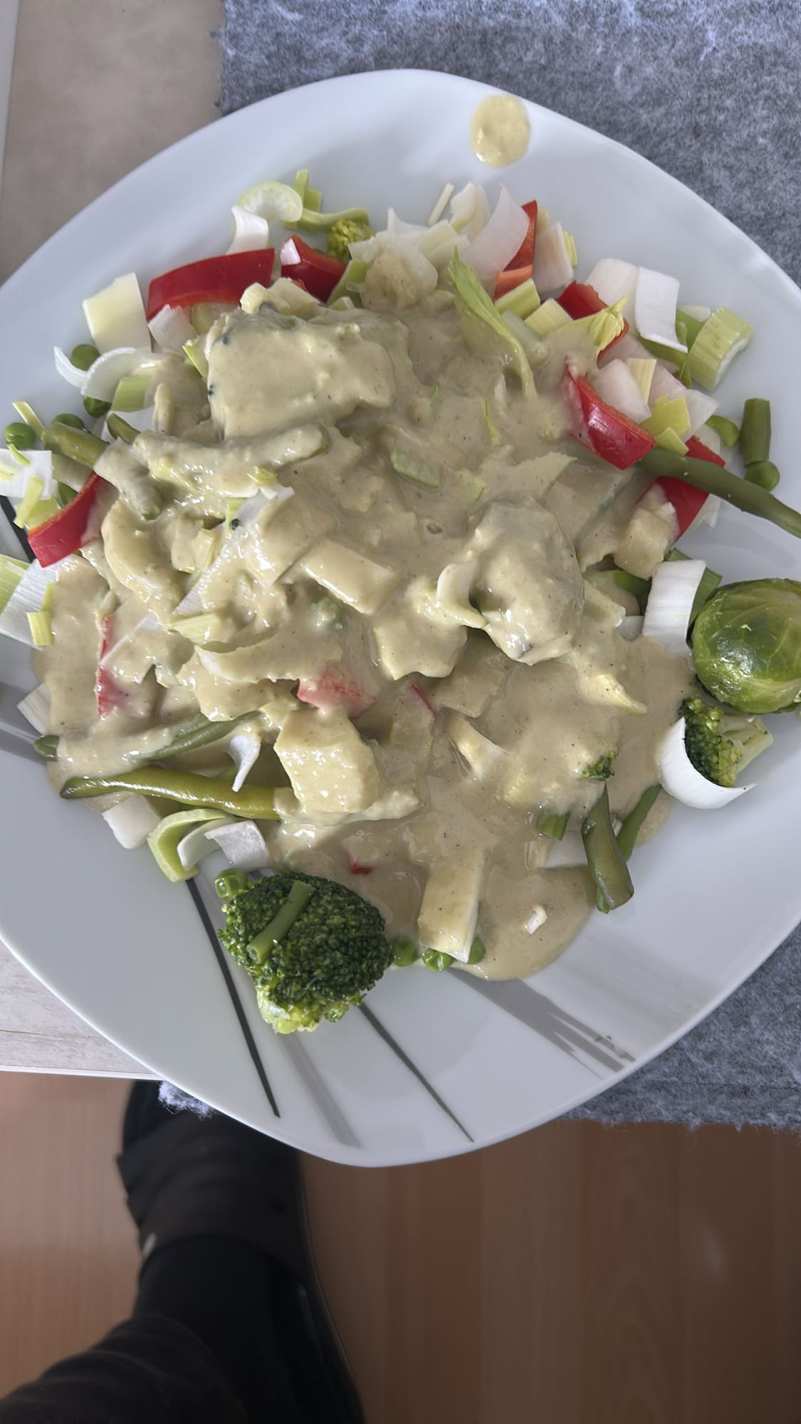 Verduras con salsa cremosa