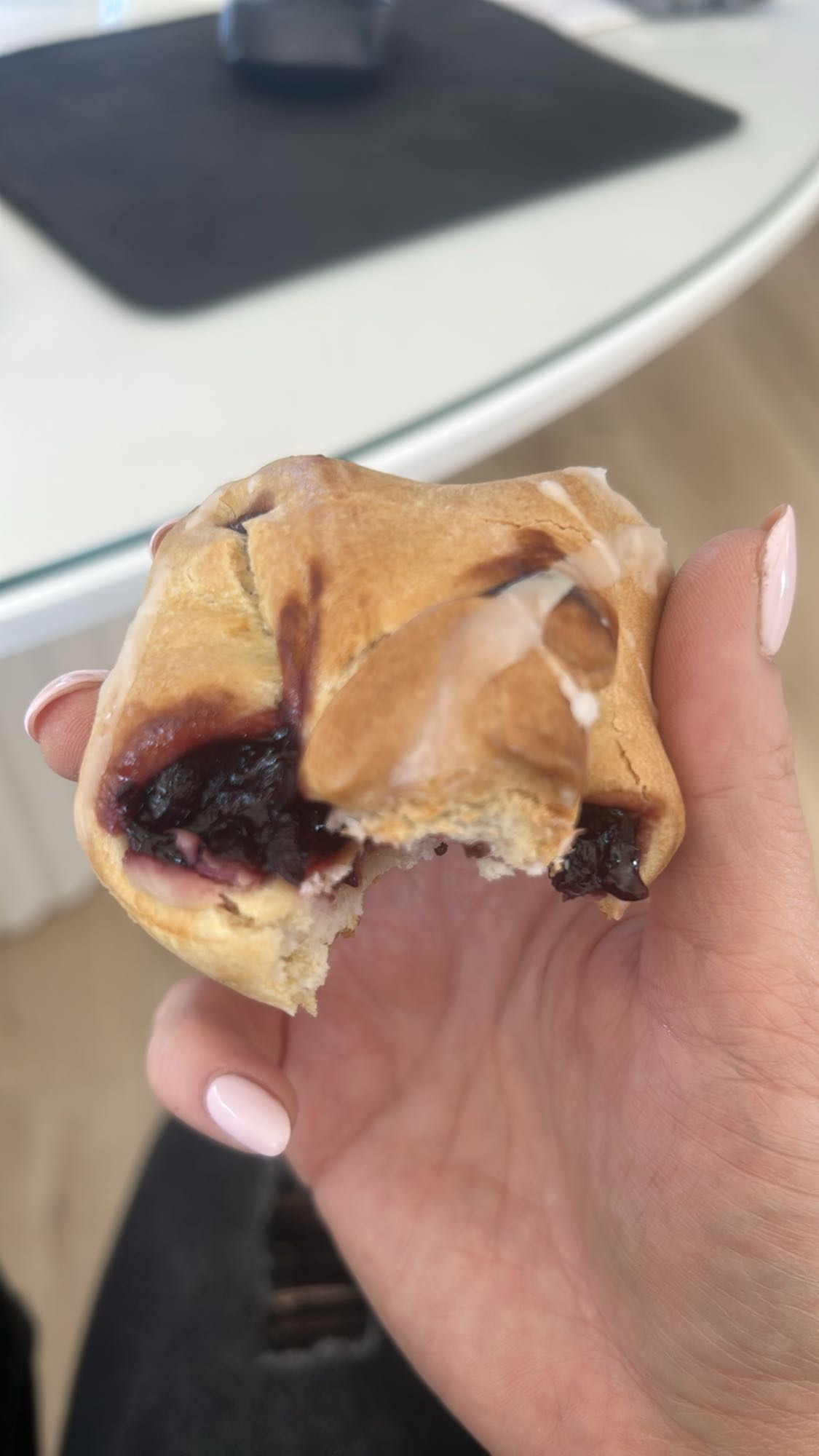 drożdżówka z jagodami