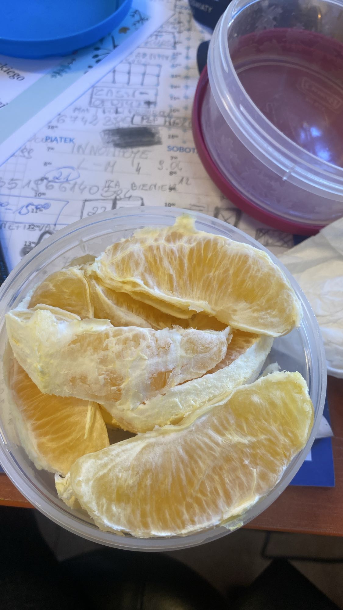 Pomarańcza w kawałkach